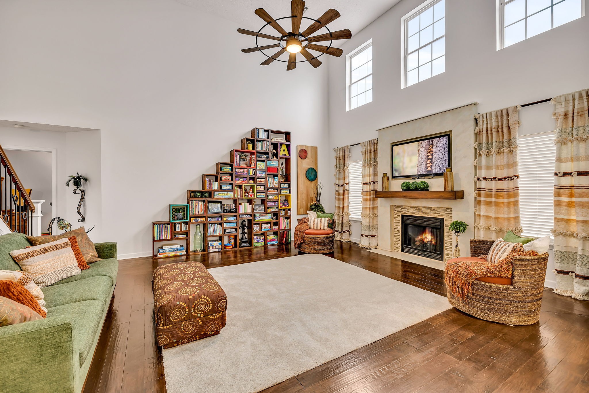 8011 Streamside Dr