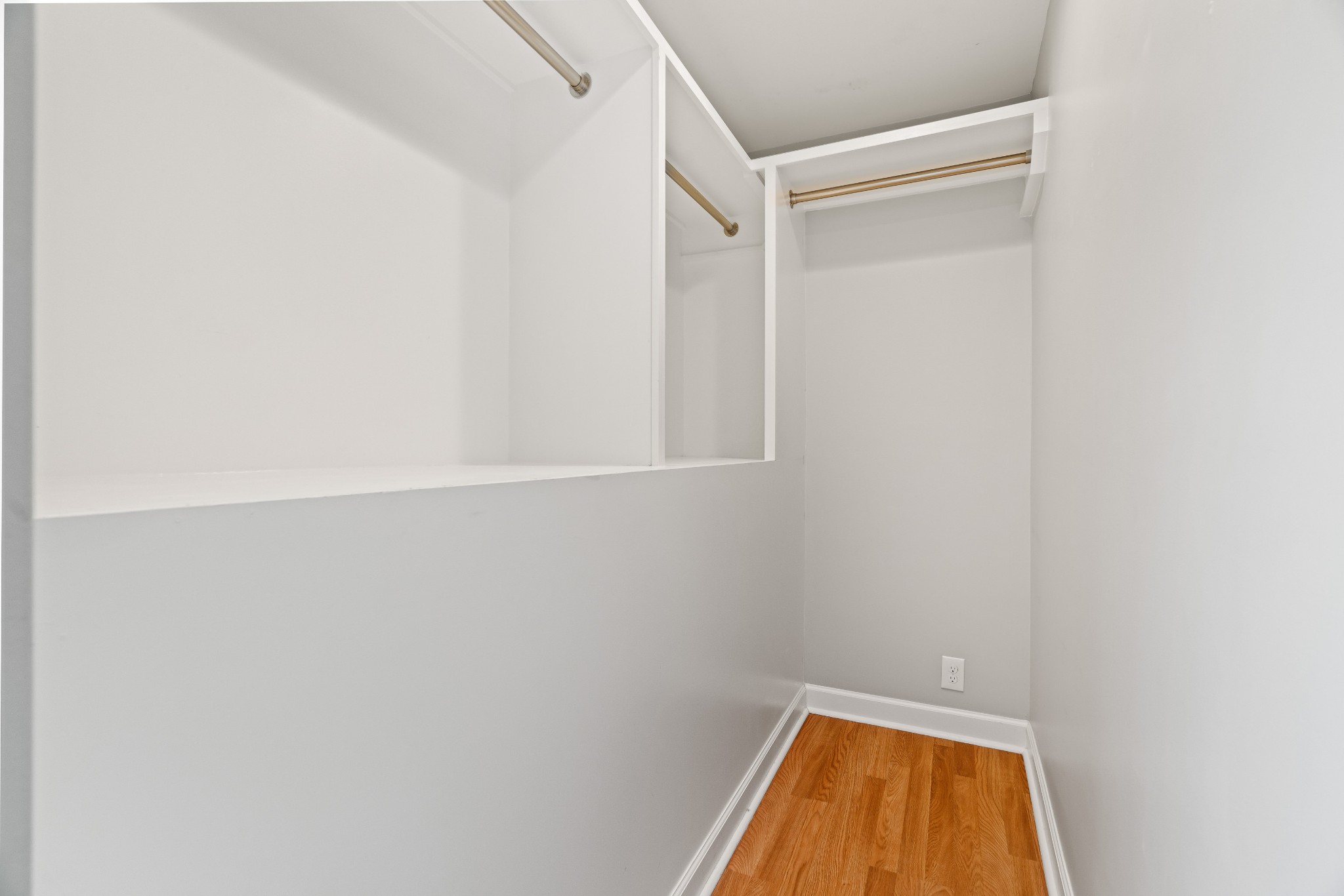 2223 Ravenwood Dr