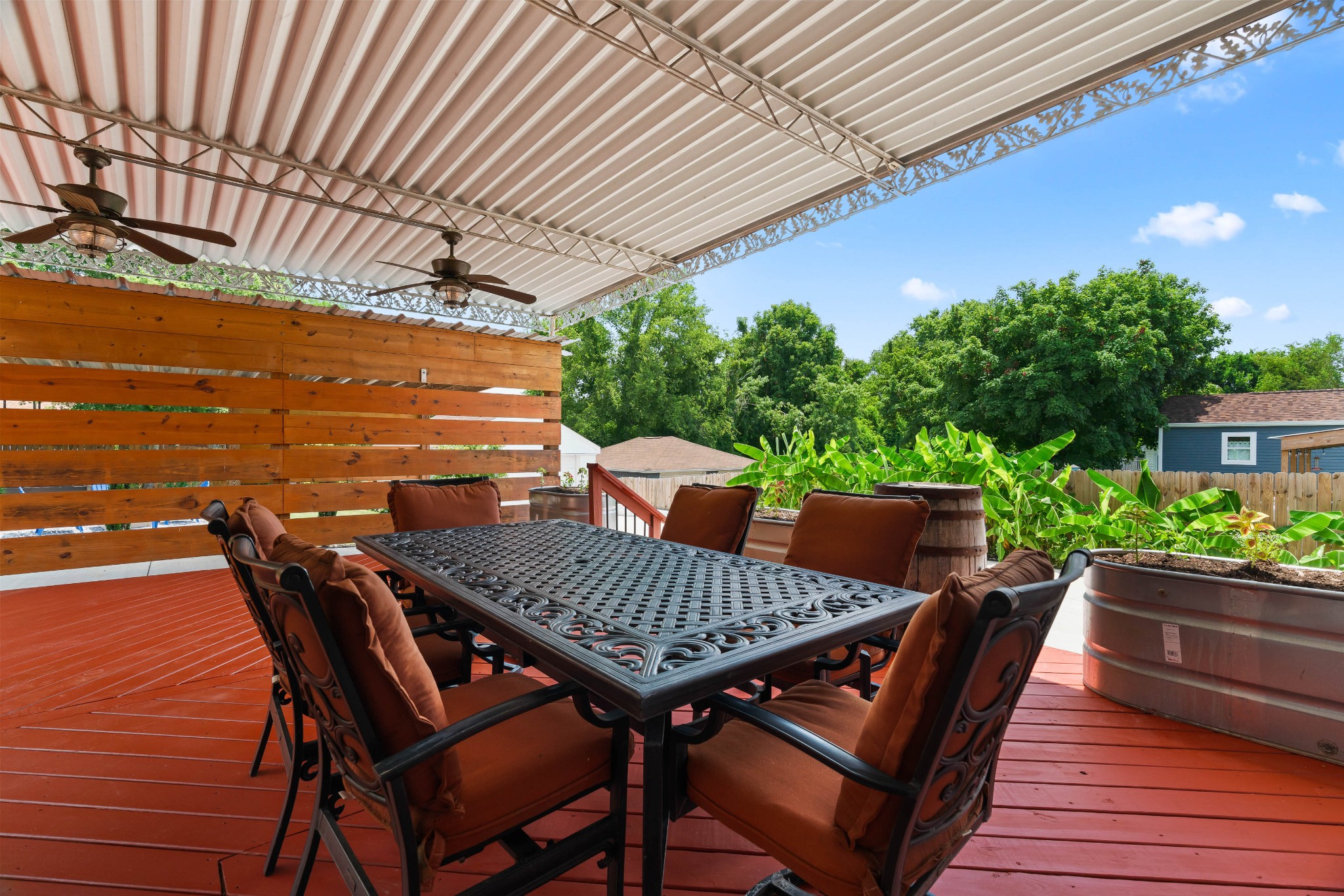 2223 Ravenwood Dr