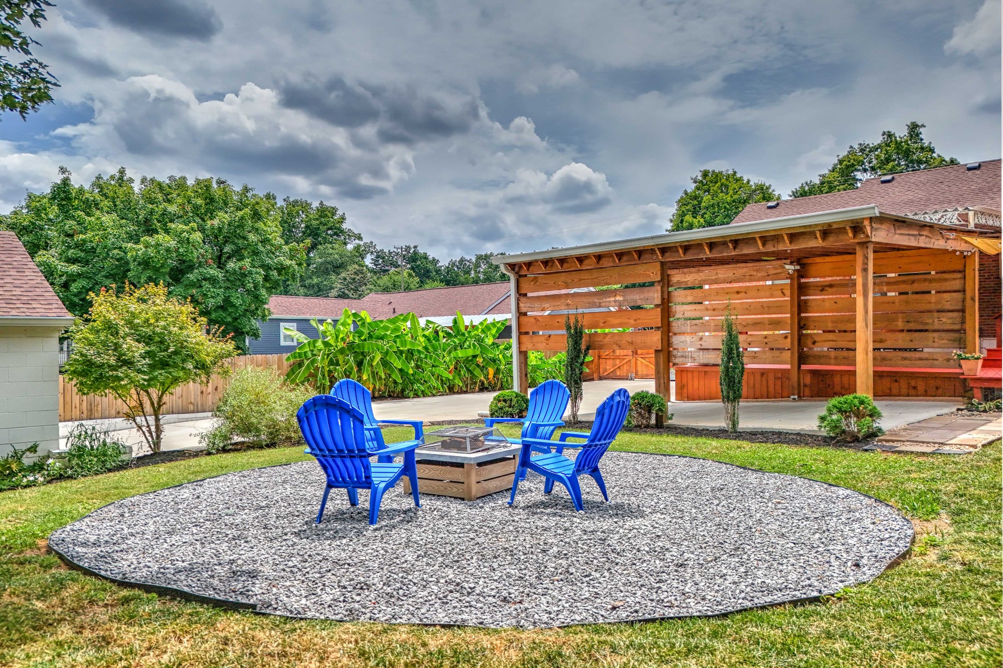 2223 Ravenwood Dr