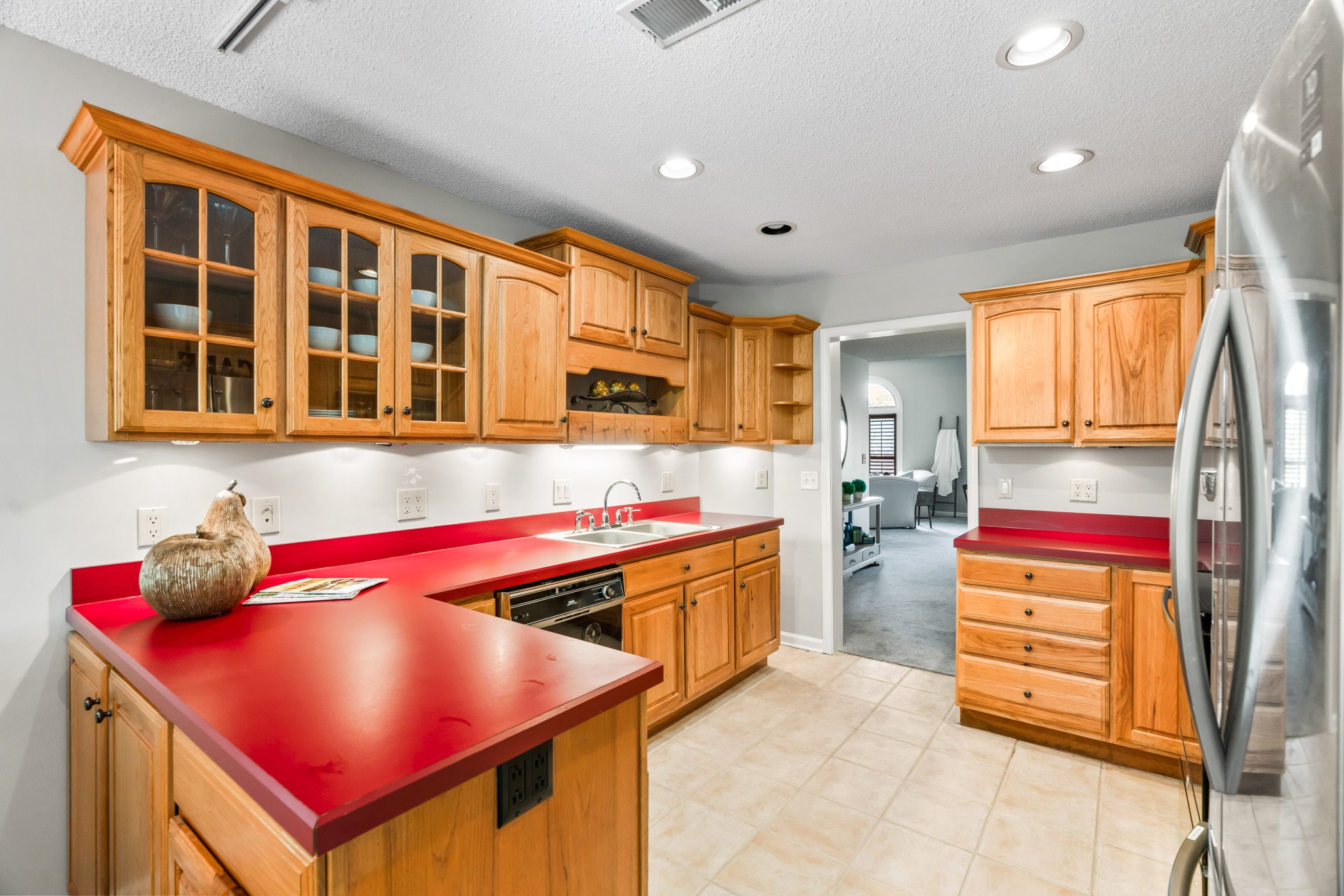 605 S Club Ct