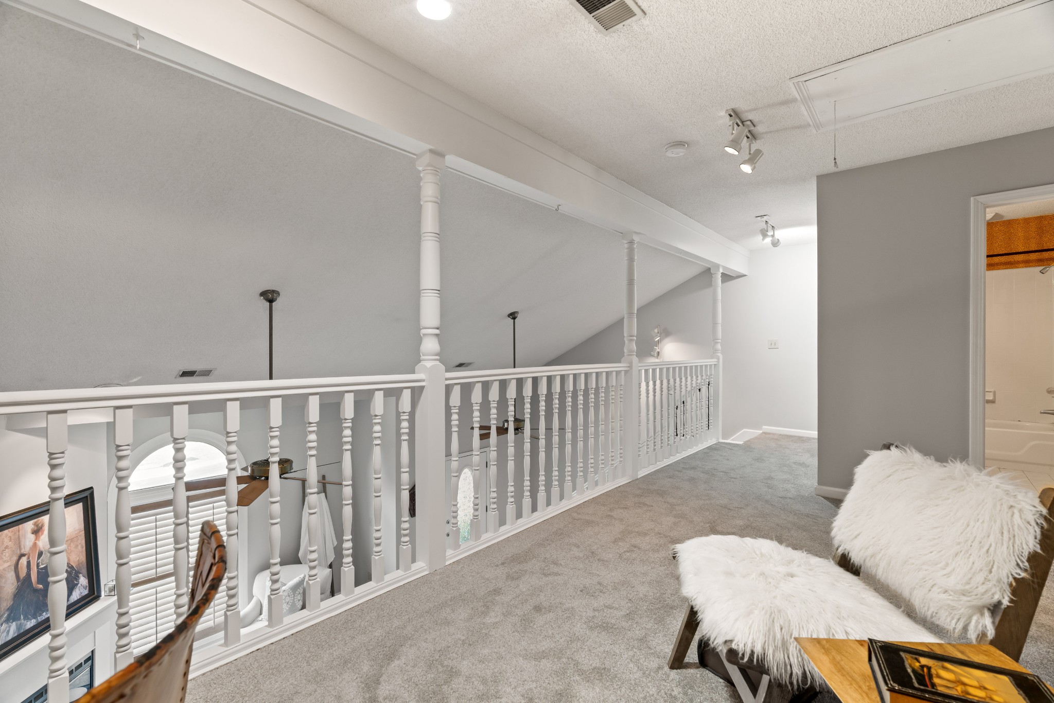 605 S Club Ct