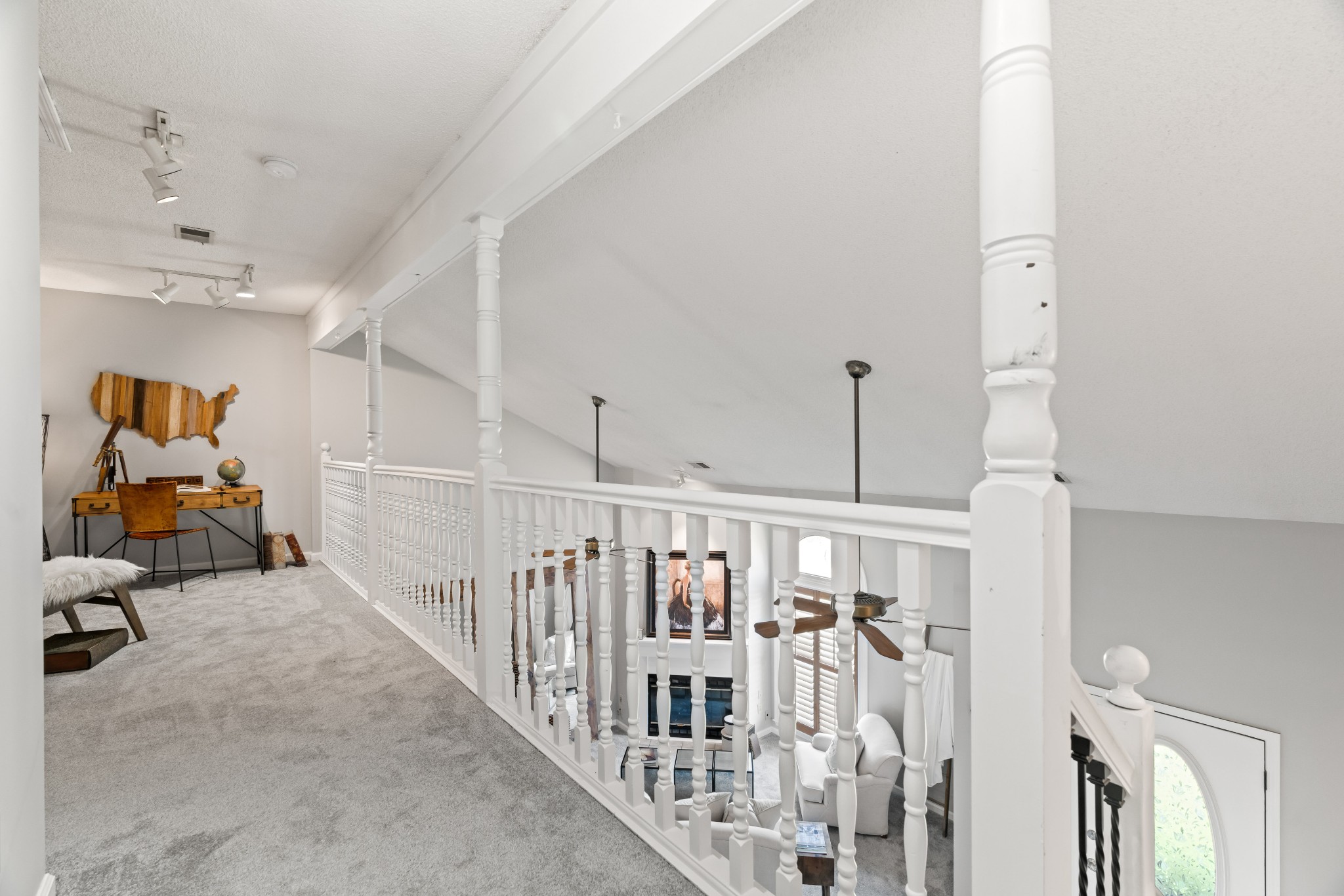 605 S Club Ct