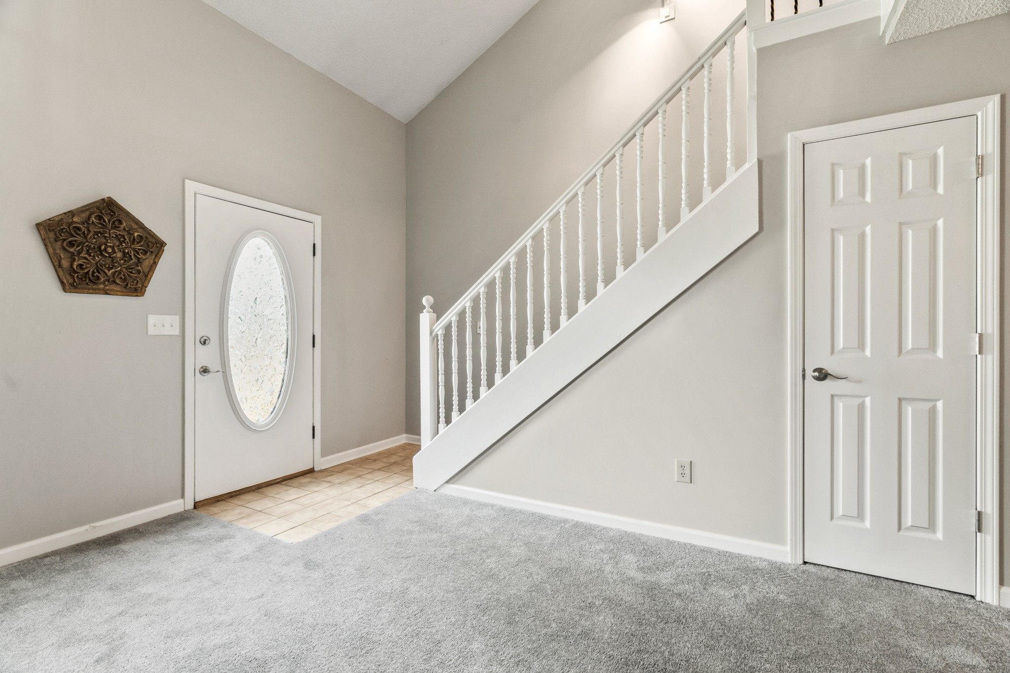 605 S Club Ct