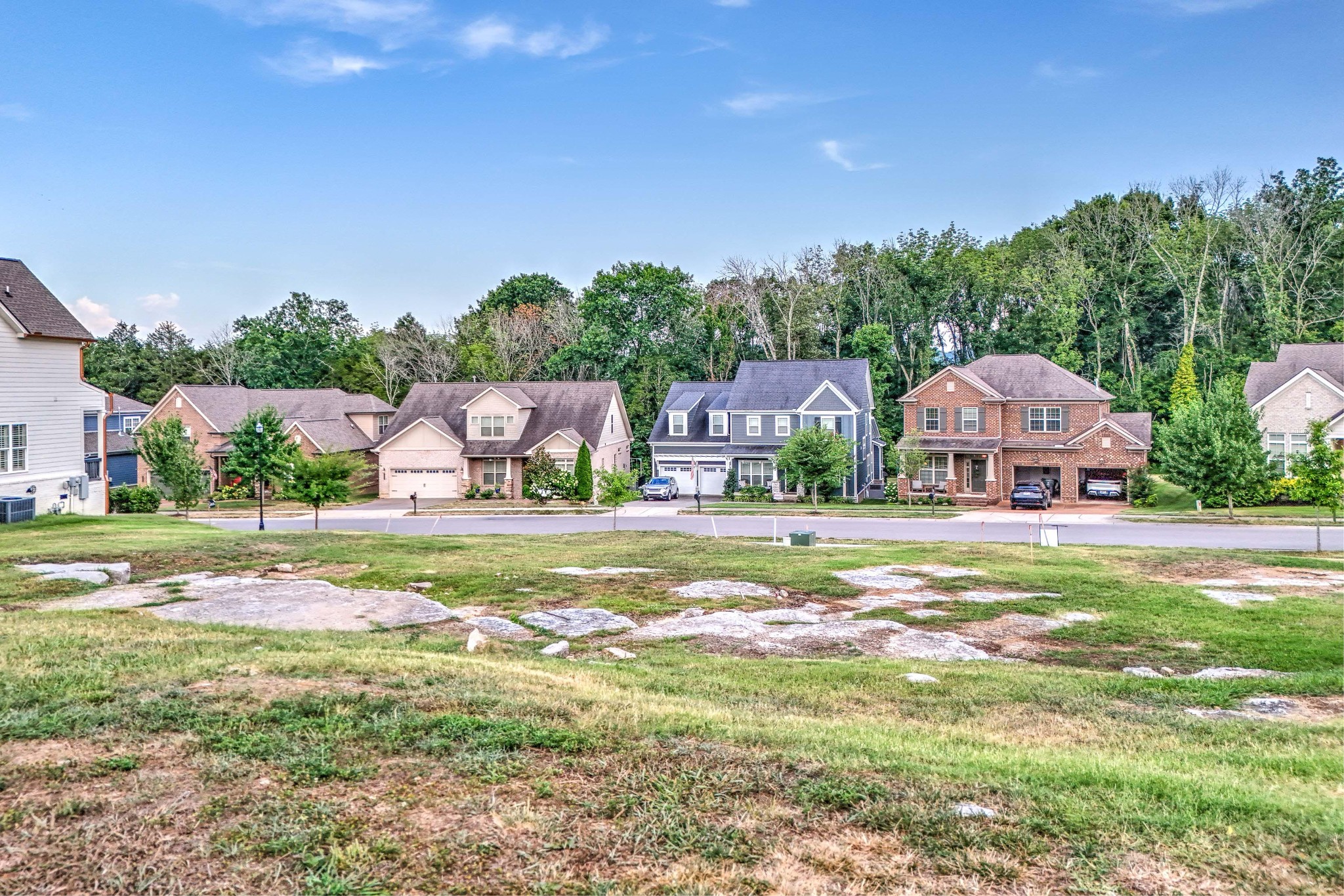 8029 Warren Dr