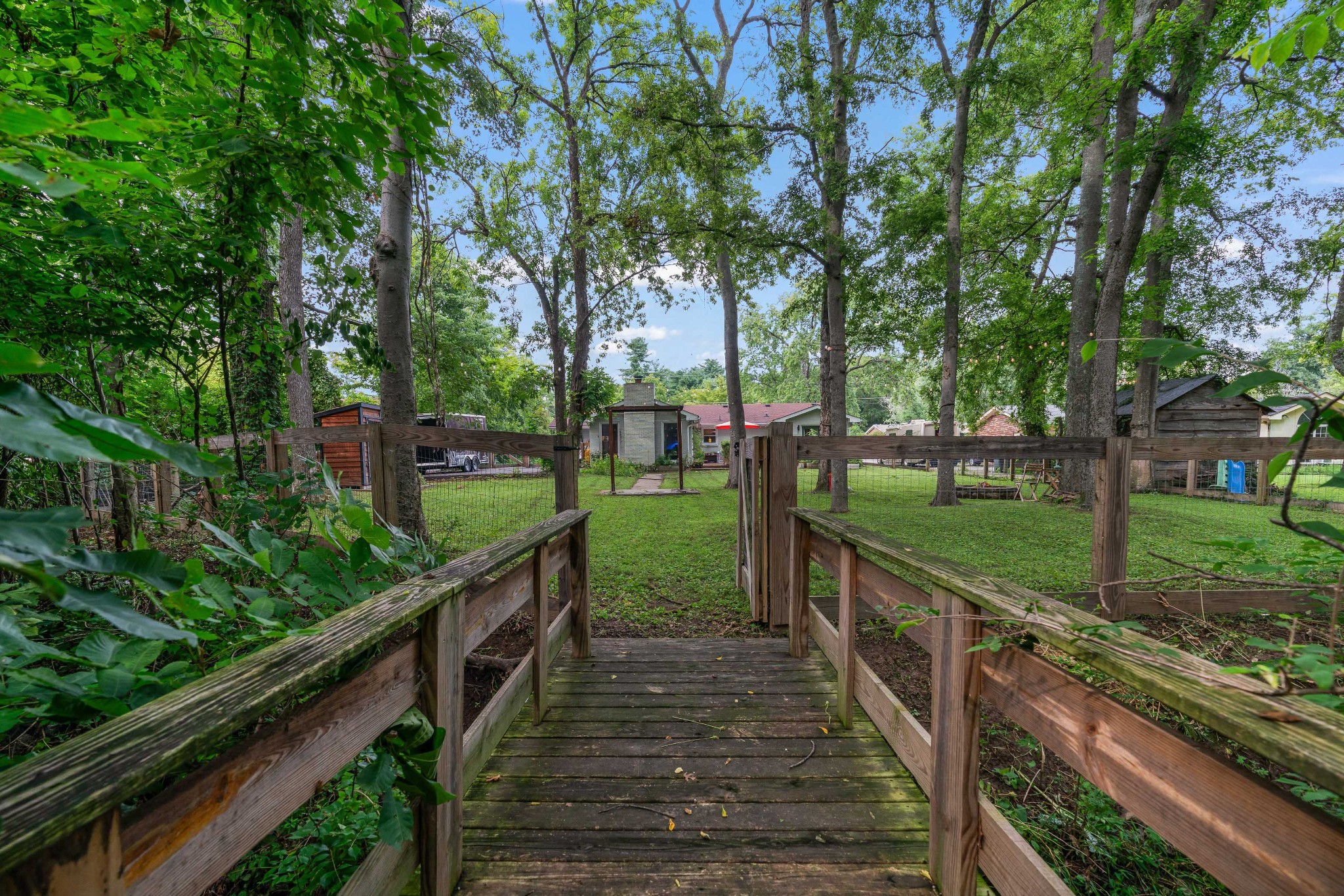 307 Nokes Dr