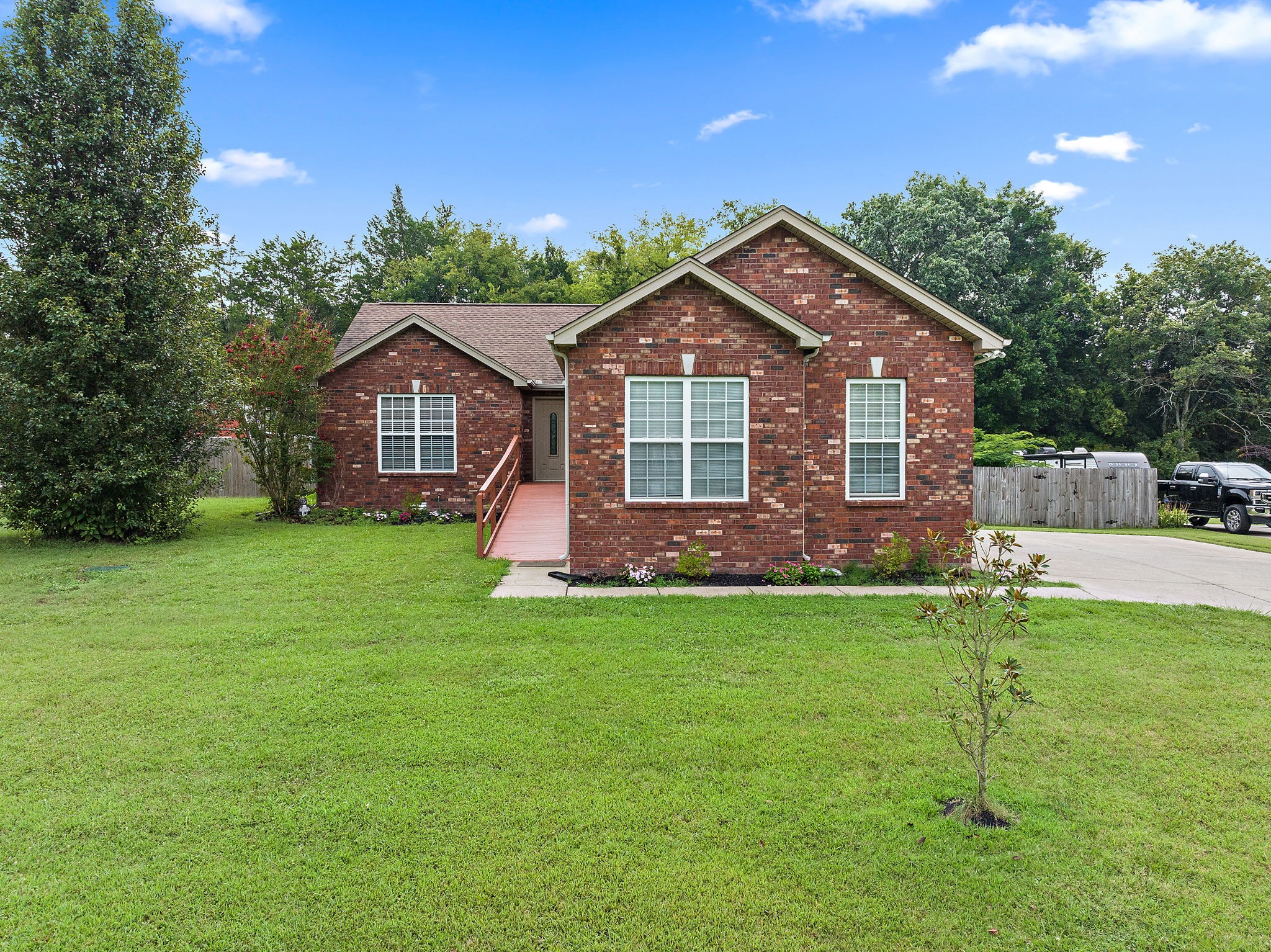 602 Windy Rd
