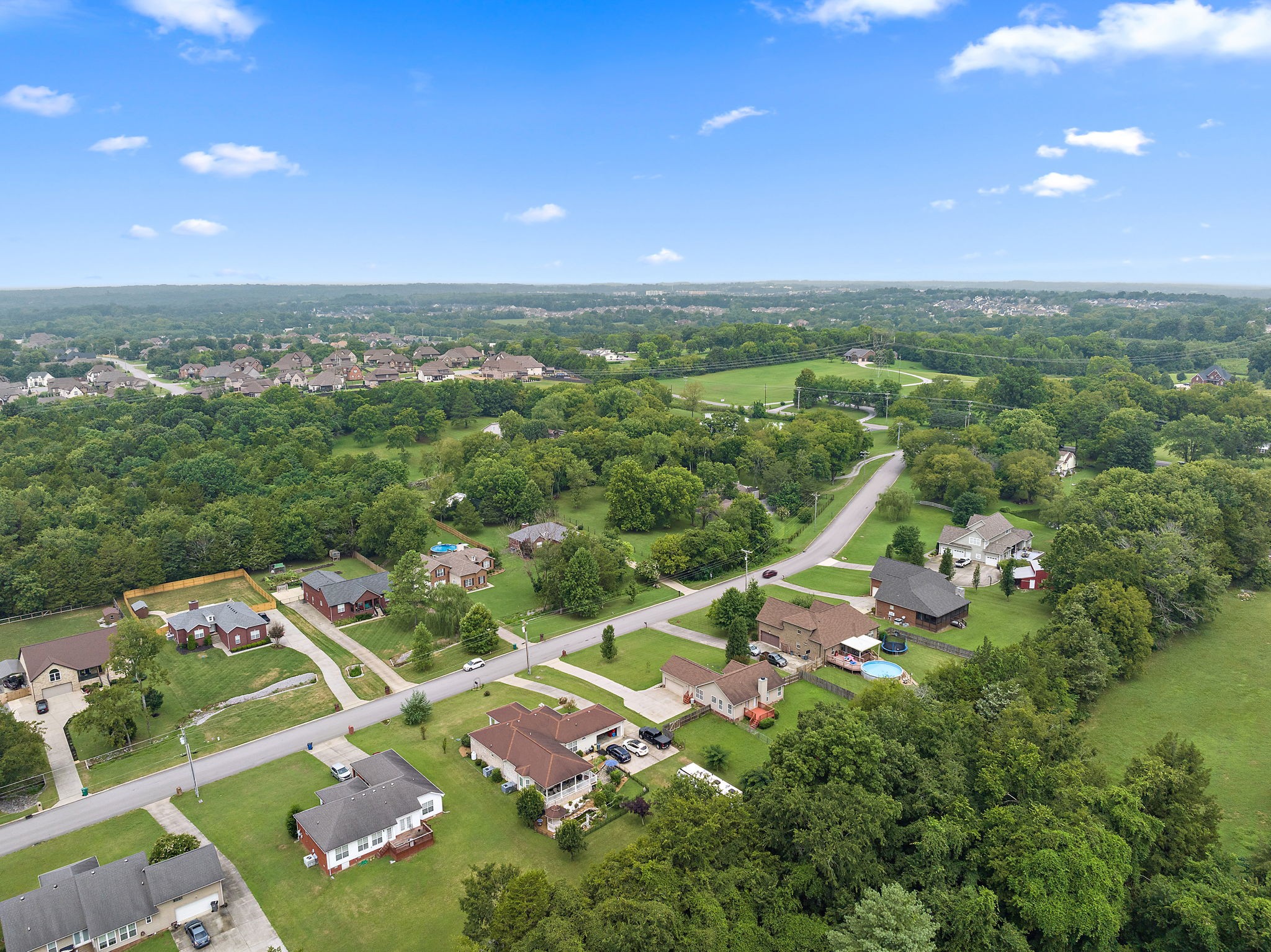 602 Windy Rd