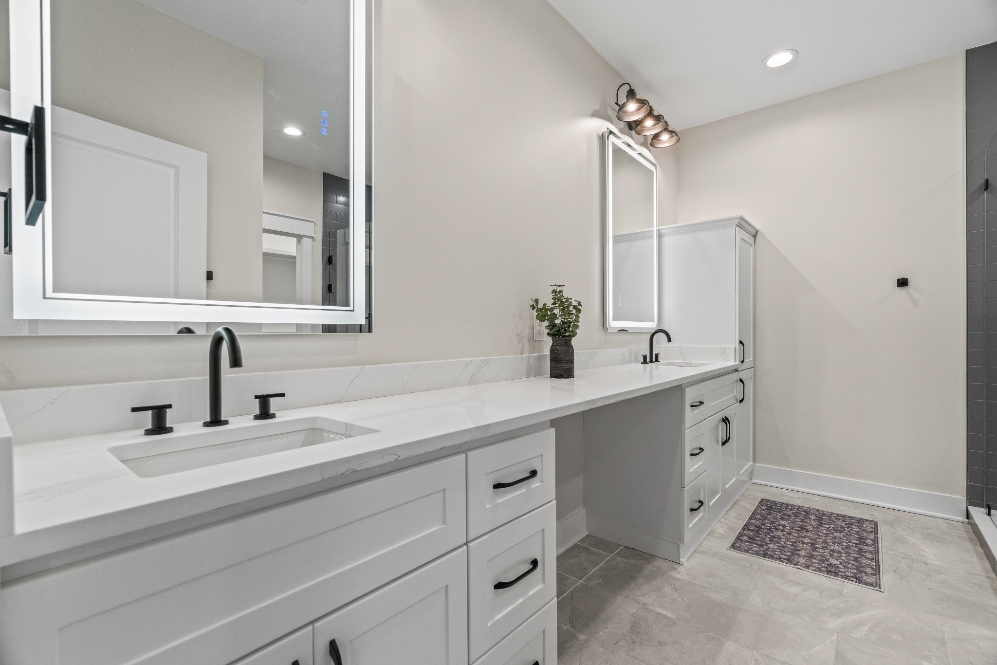 221 Cherokee Dr