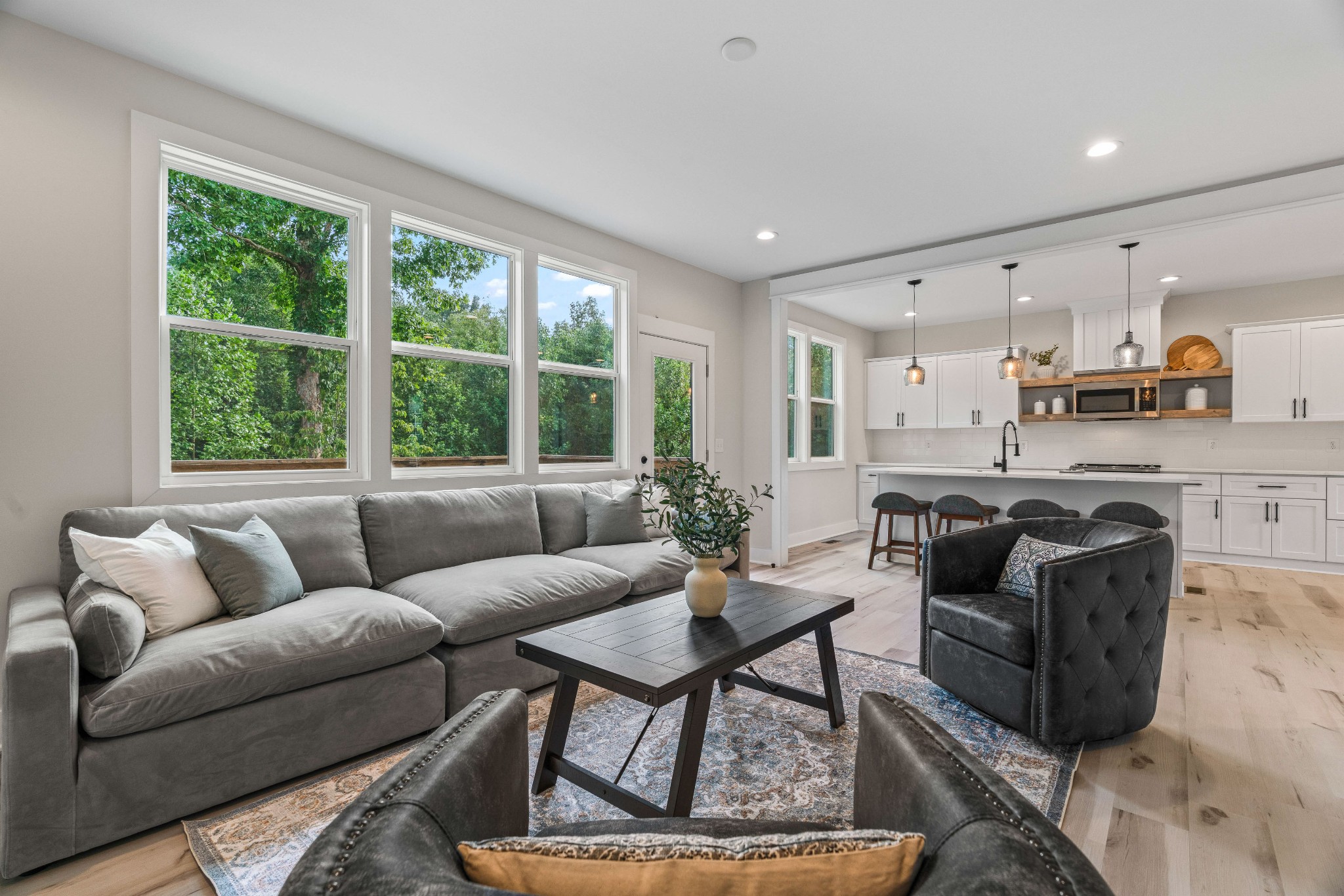 221 Cherokee Dr