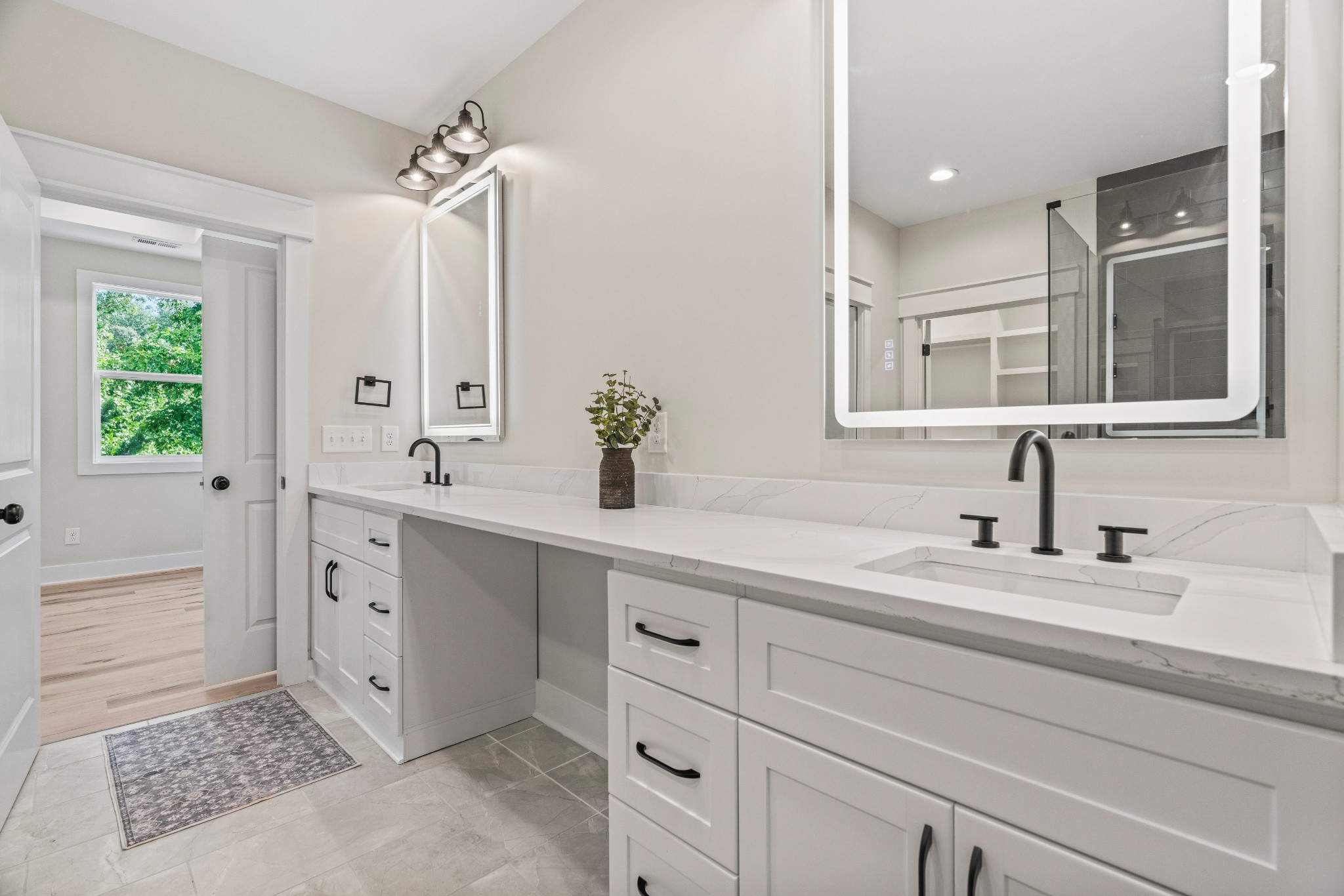 221 Cherokee Dr