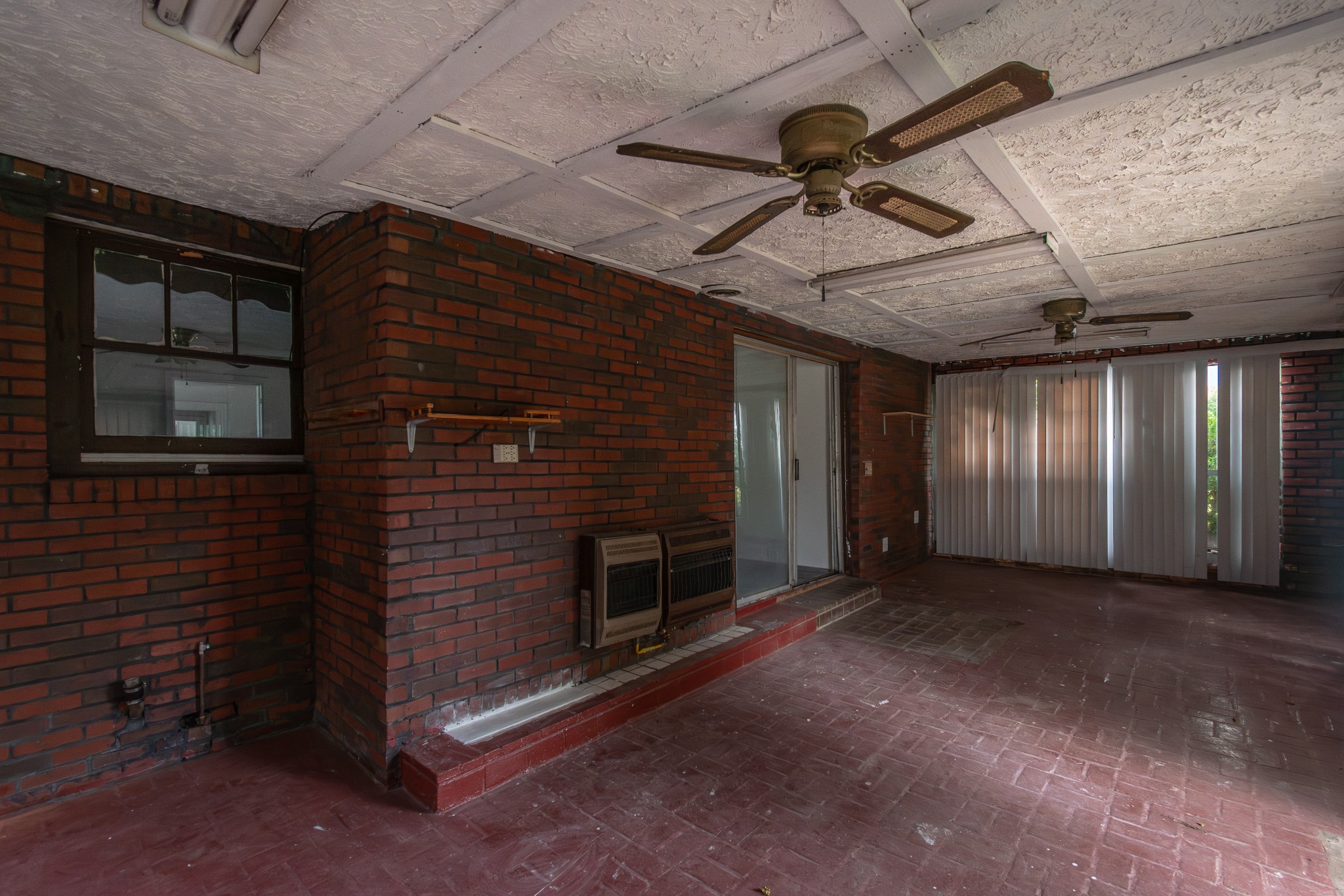 908 Gilmore Ave