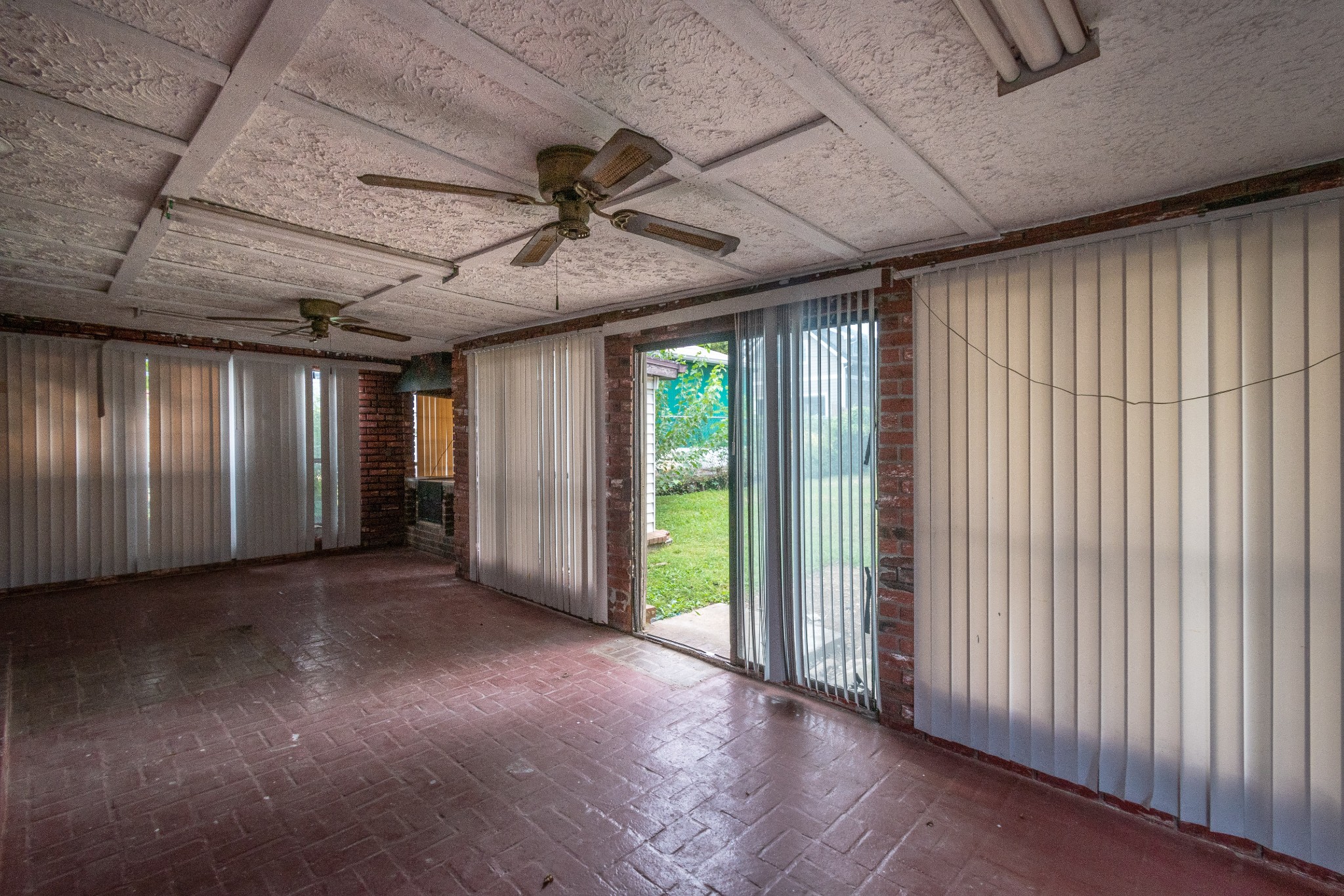 908 Gilmore Ave