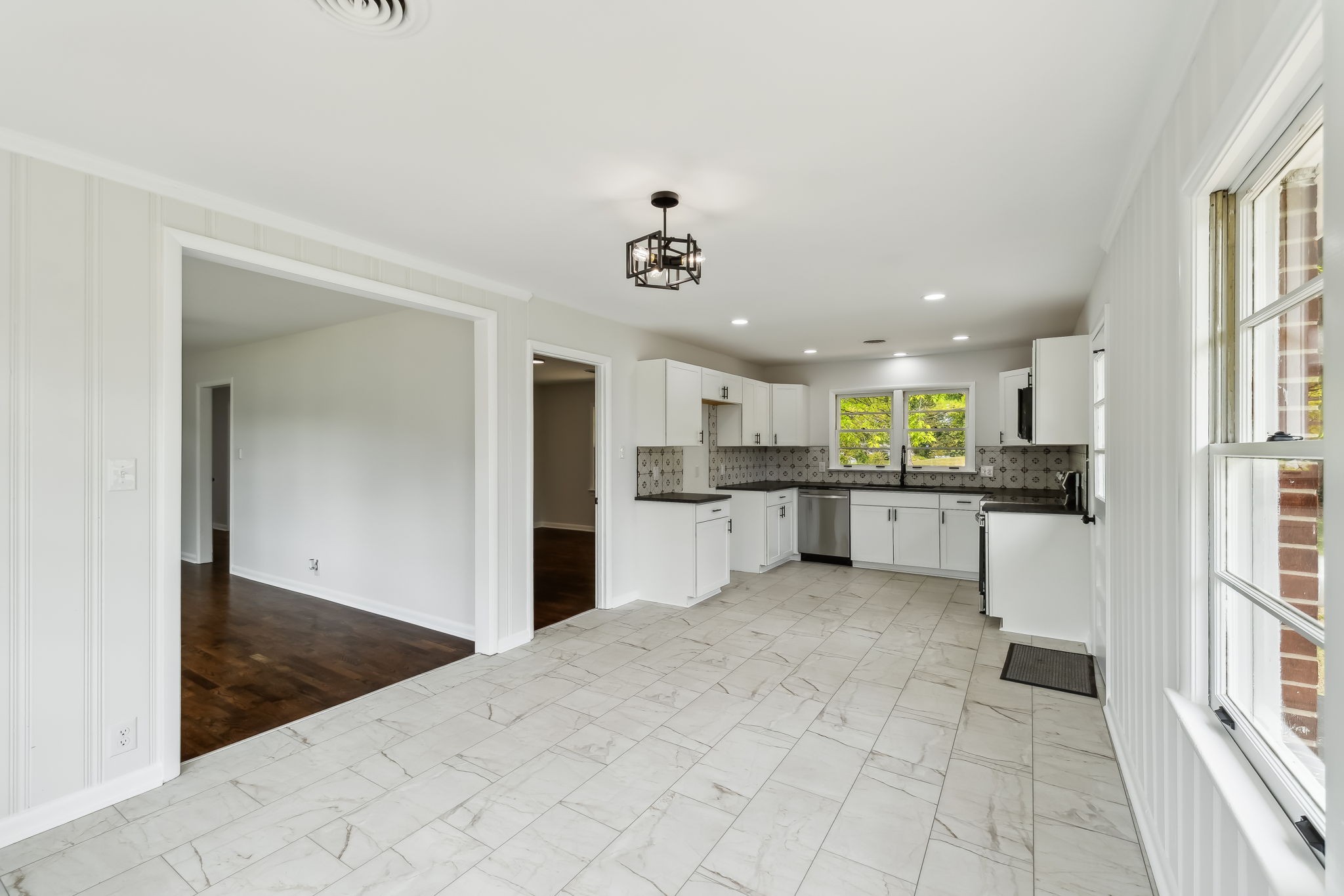 800 1st Ave