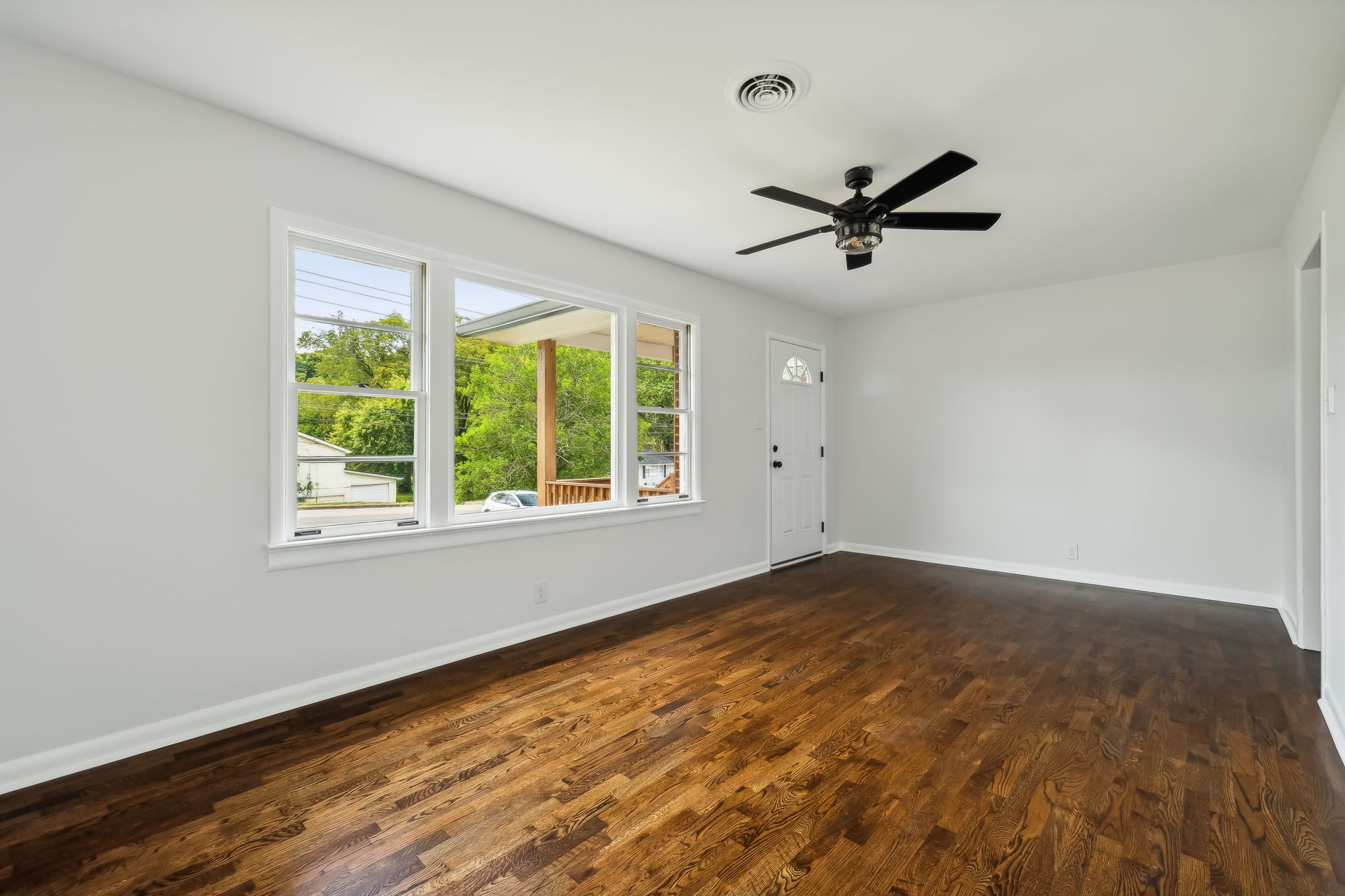 800 1st Ave