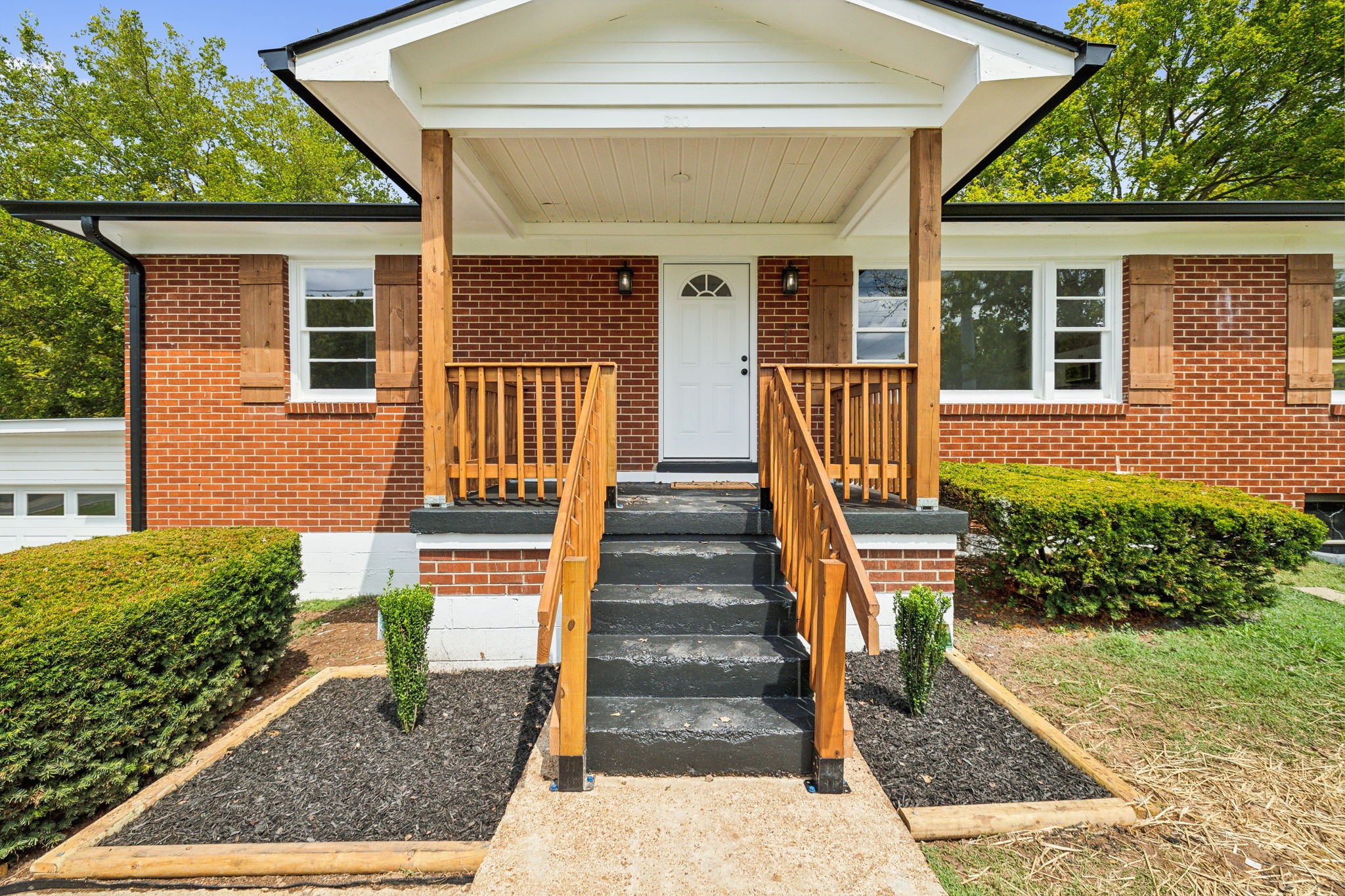 800 1st Ave