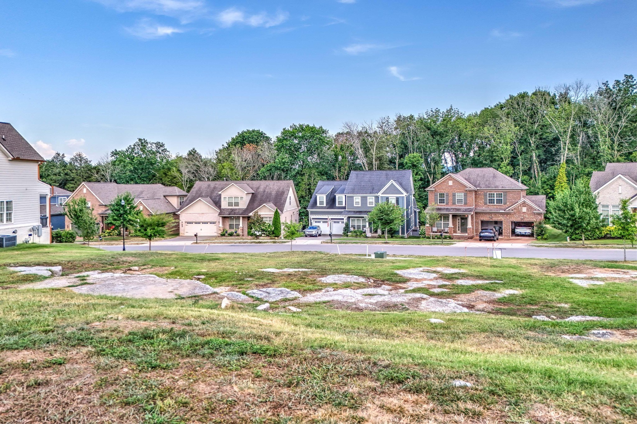 8033 Warren Dr