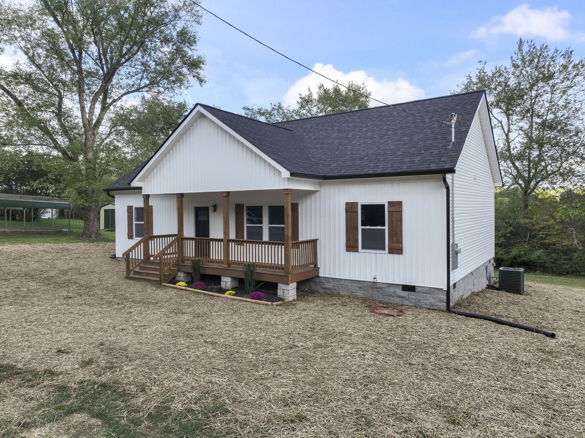 3109 Green Hill Dr