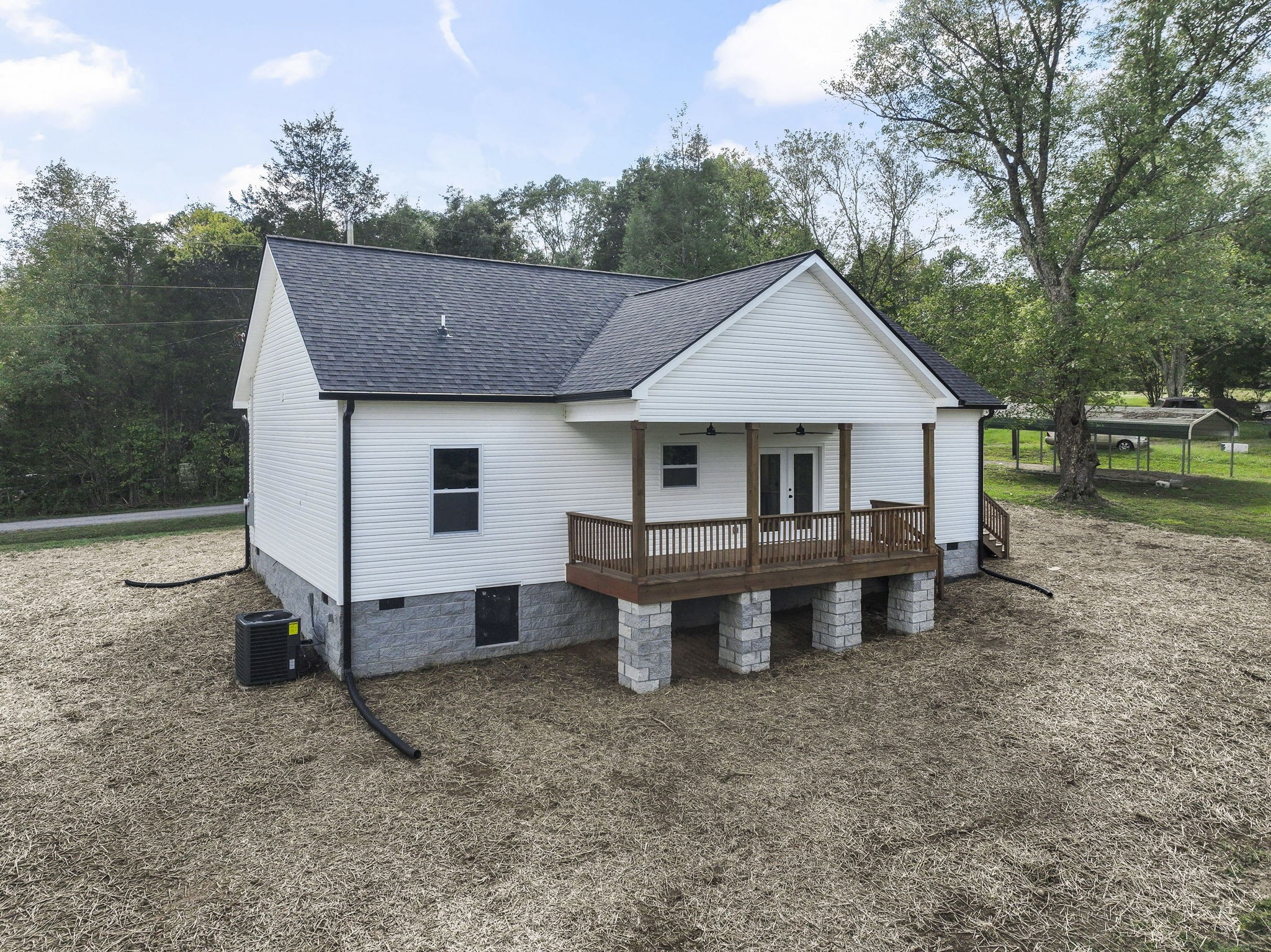 3109 Green Hill Dr