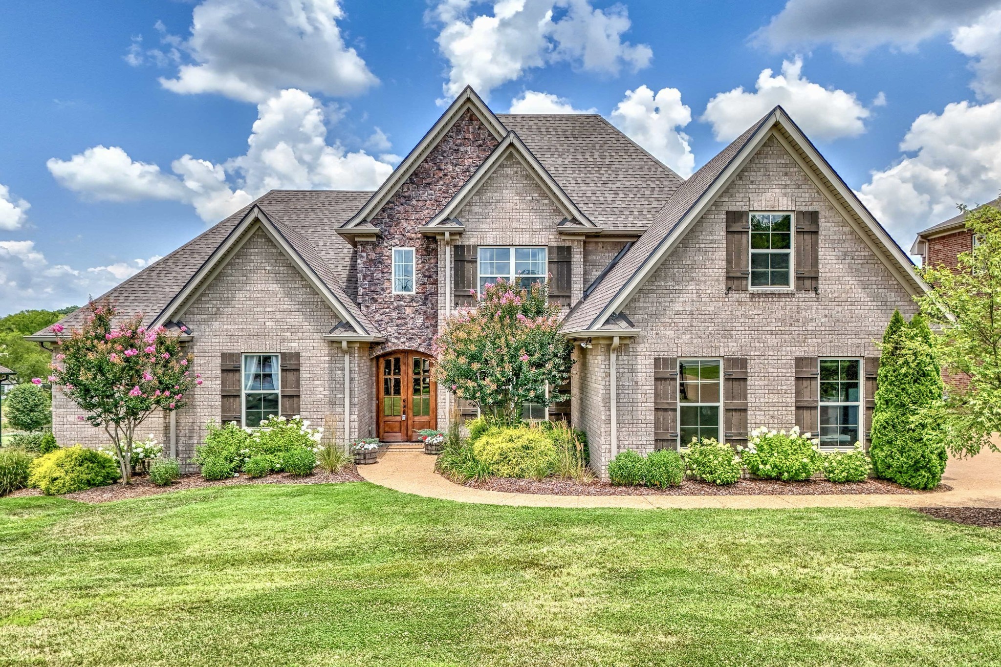 713 Shute Ln