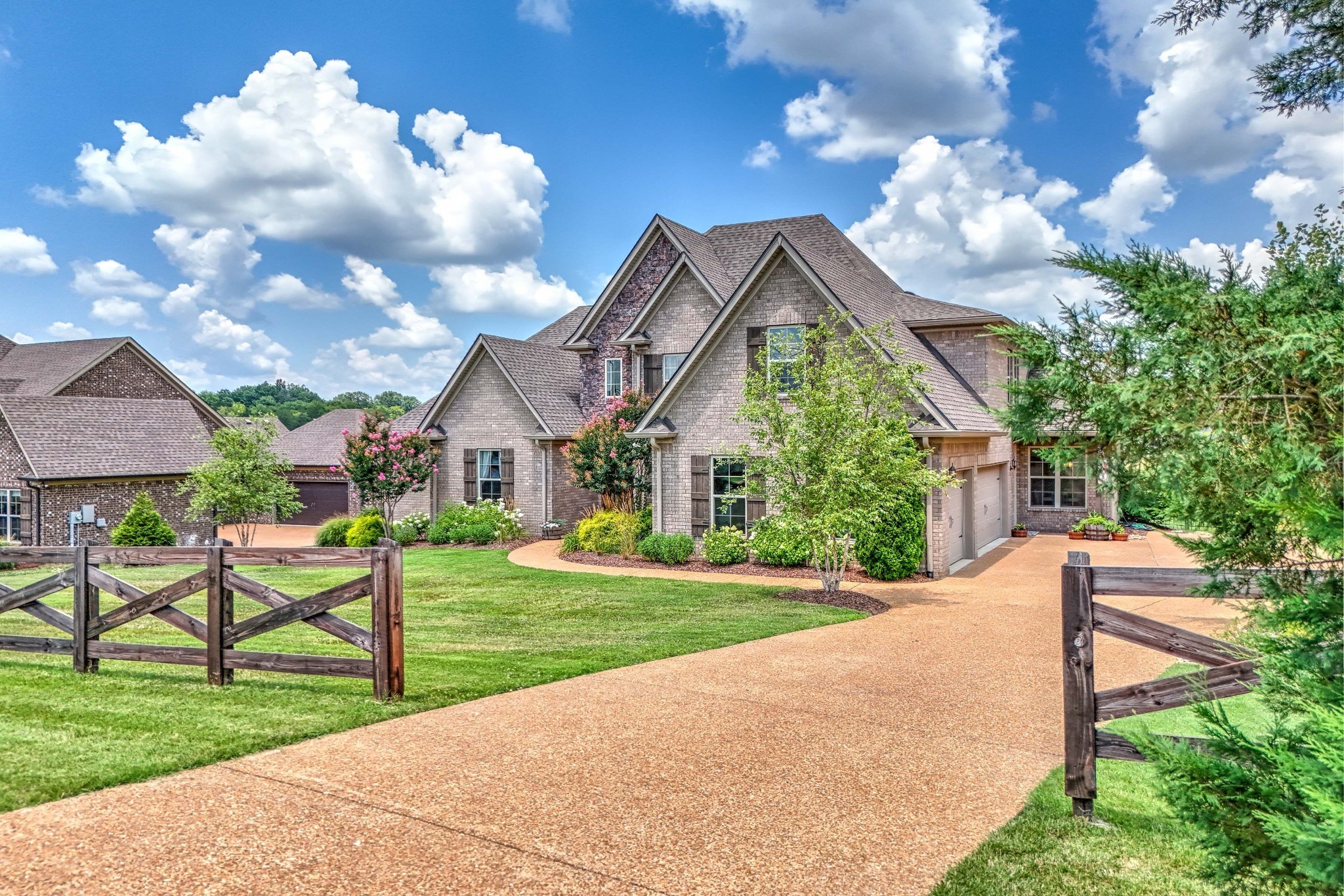 713 Shute Ln