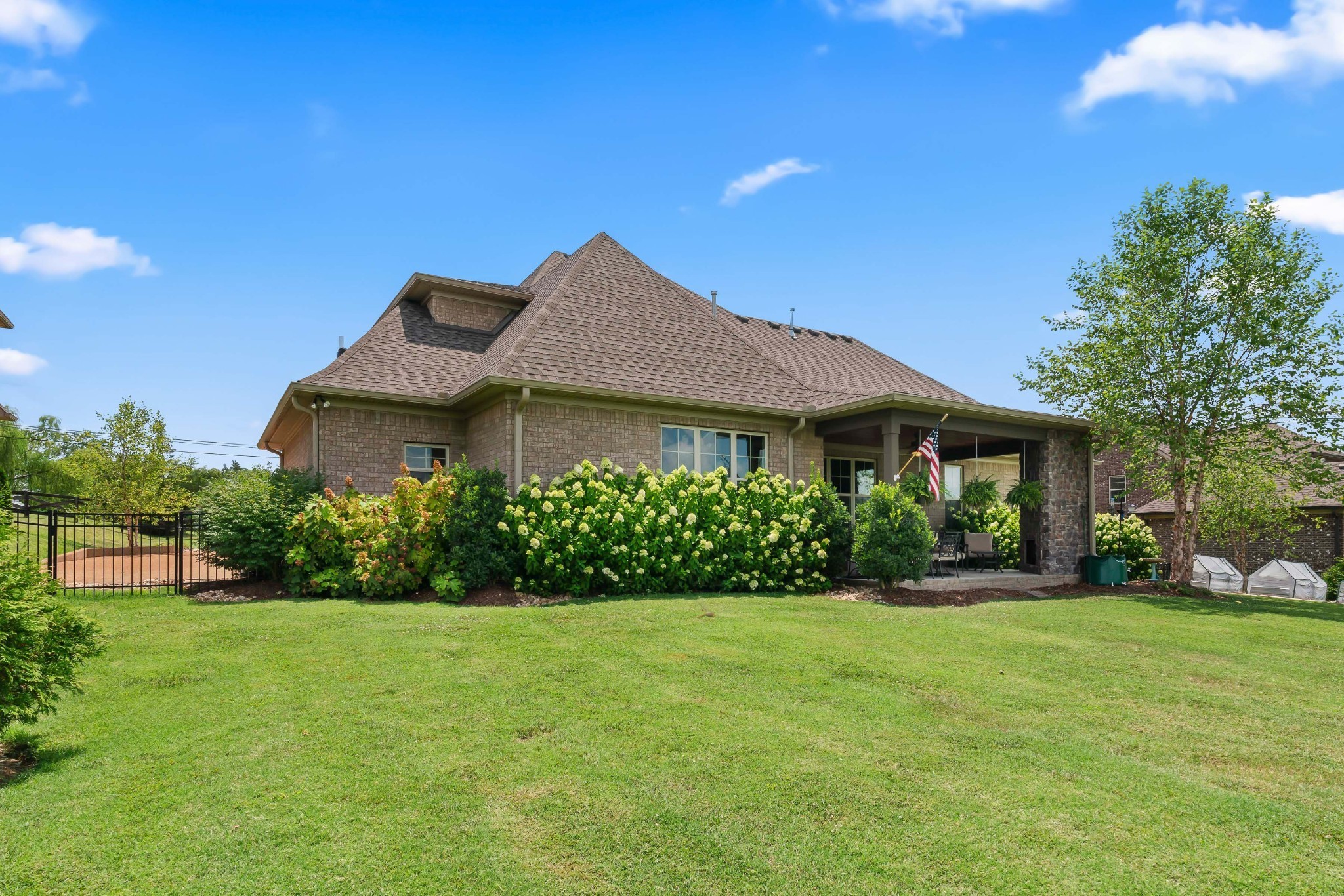 713 Shute Ln