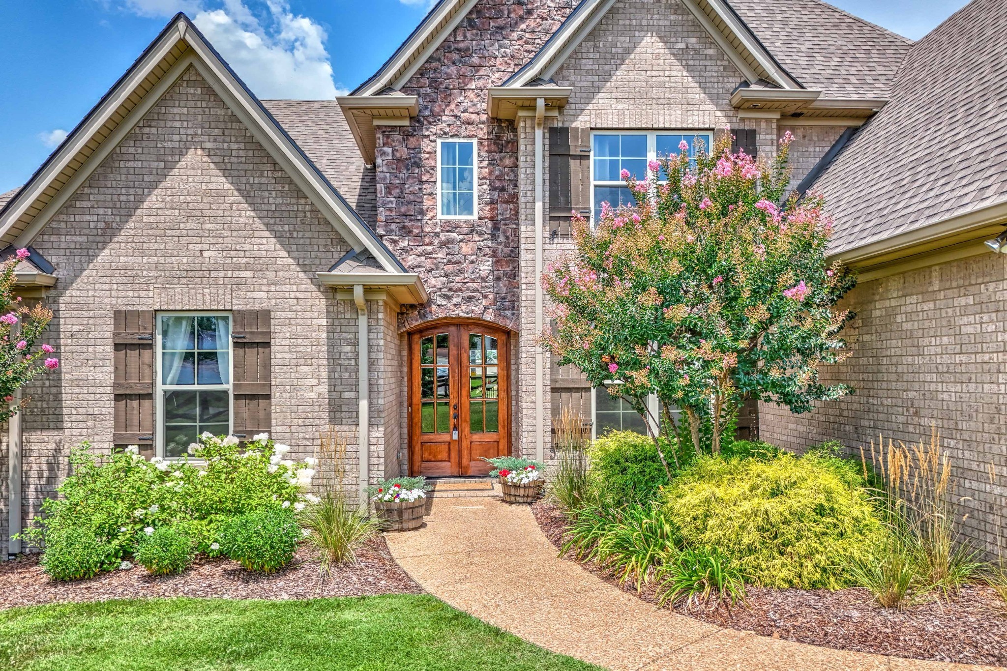713 Shute Ln