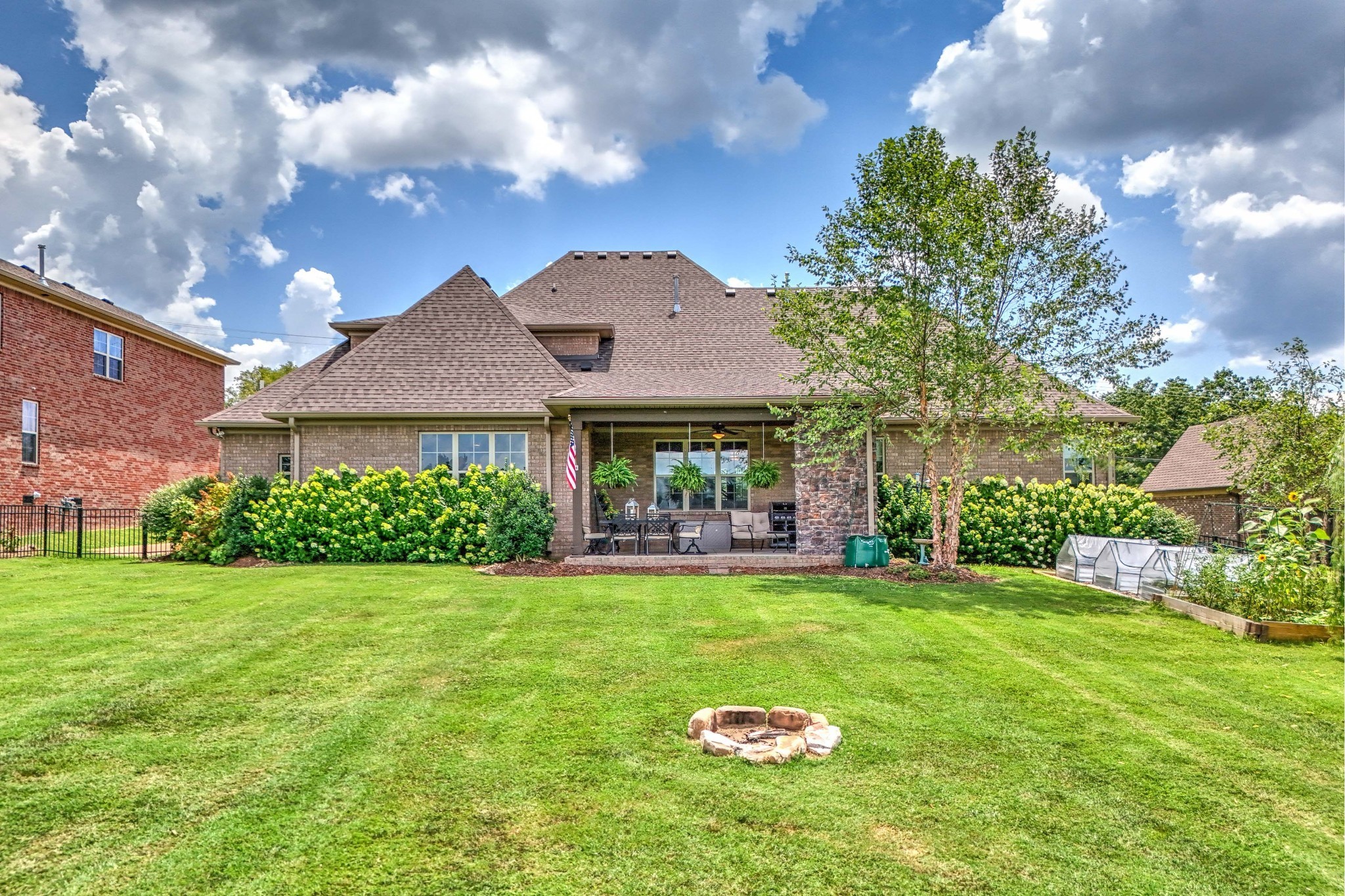 713 Shute Ln