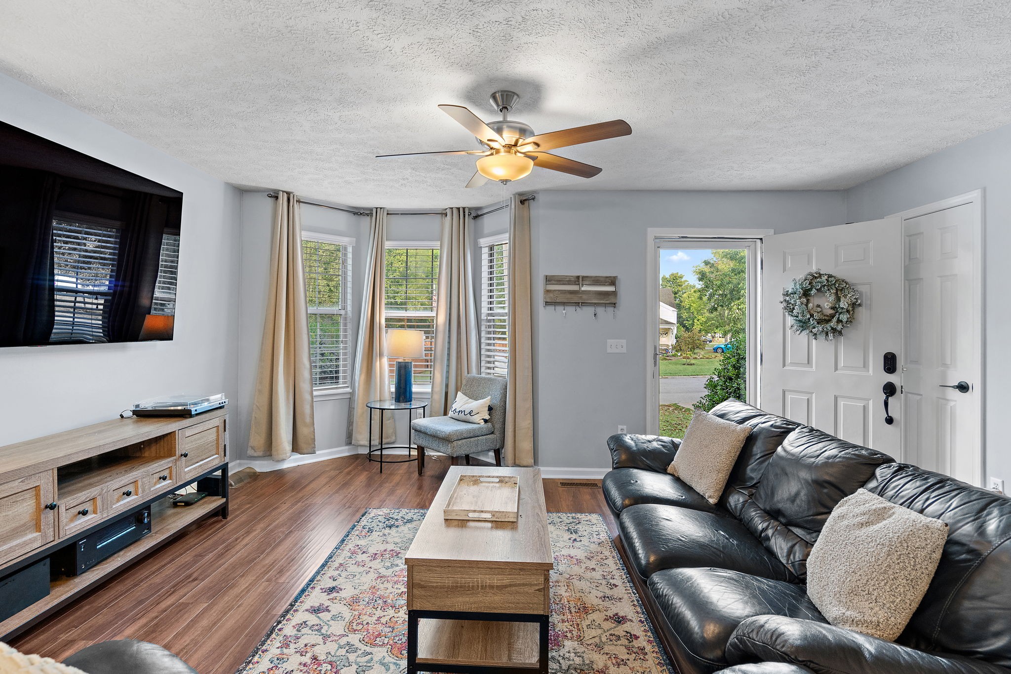 3085 Brantley Dr