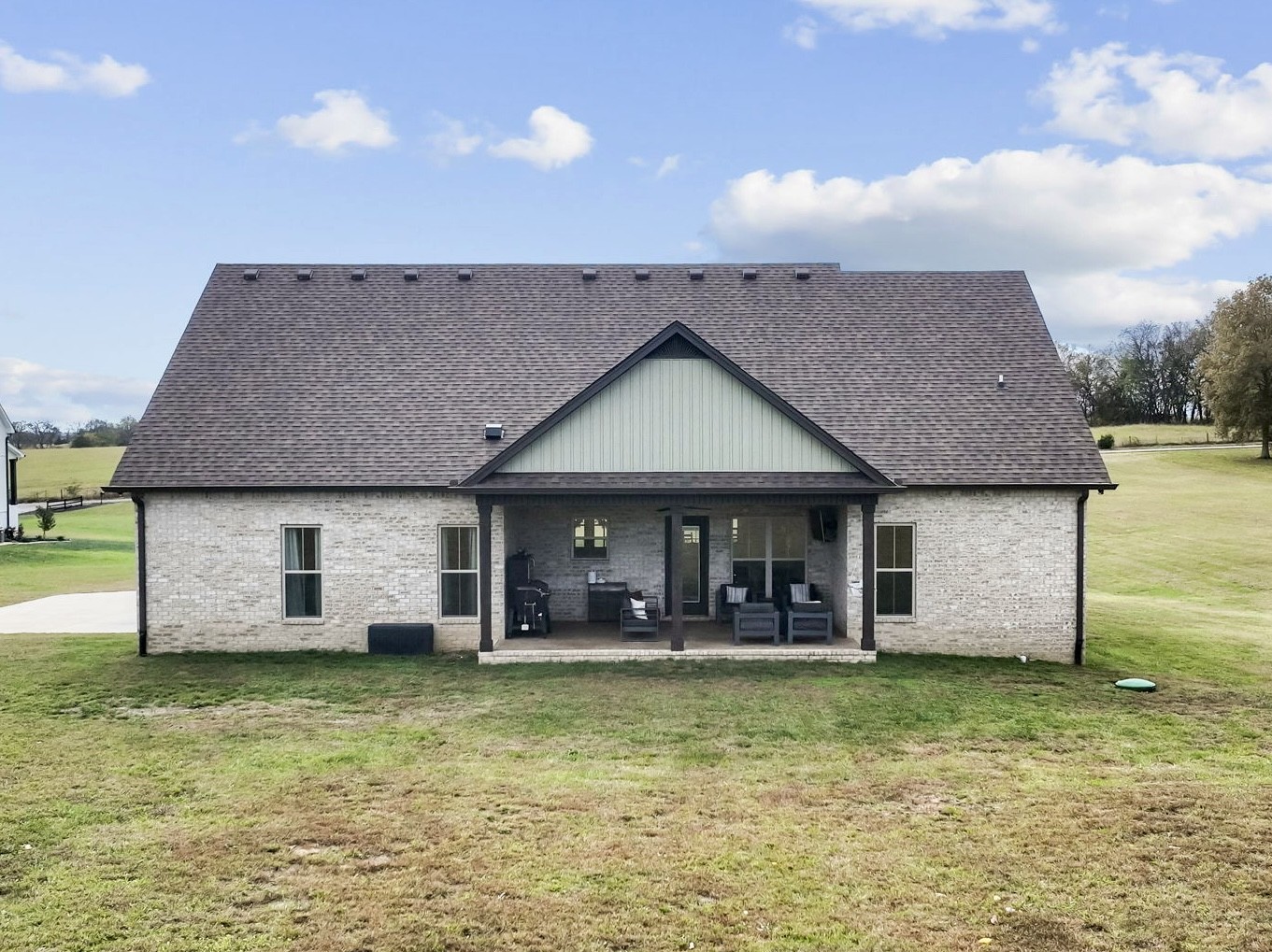 123 Alexander Ln