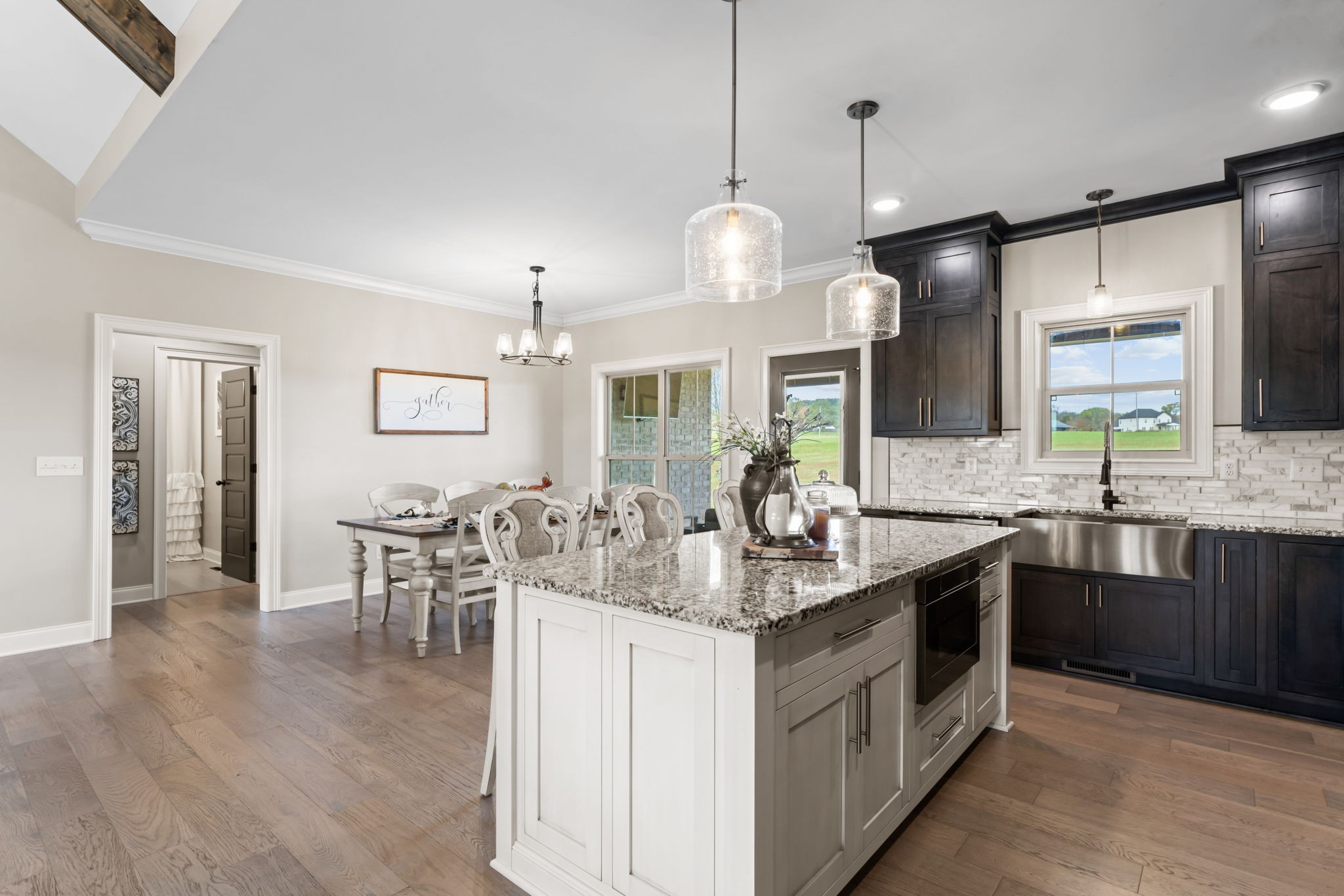 123 Alexander Ln