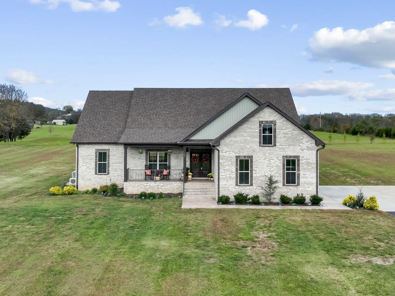 123 Alexander Ln