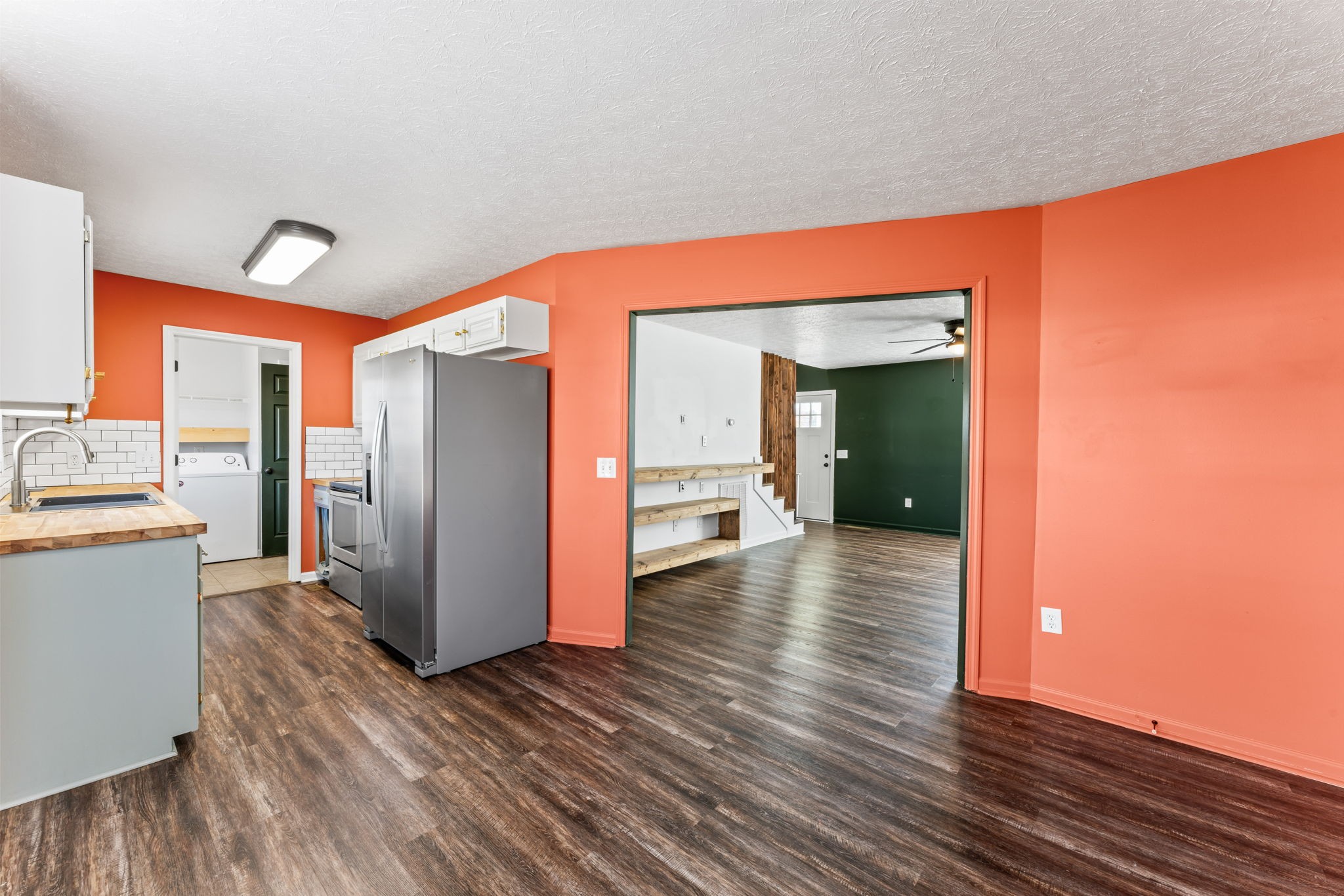 214 Warren Cir
