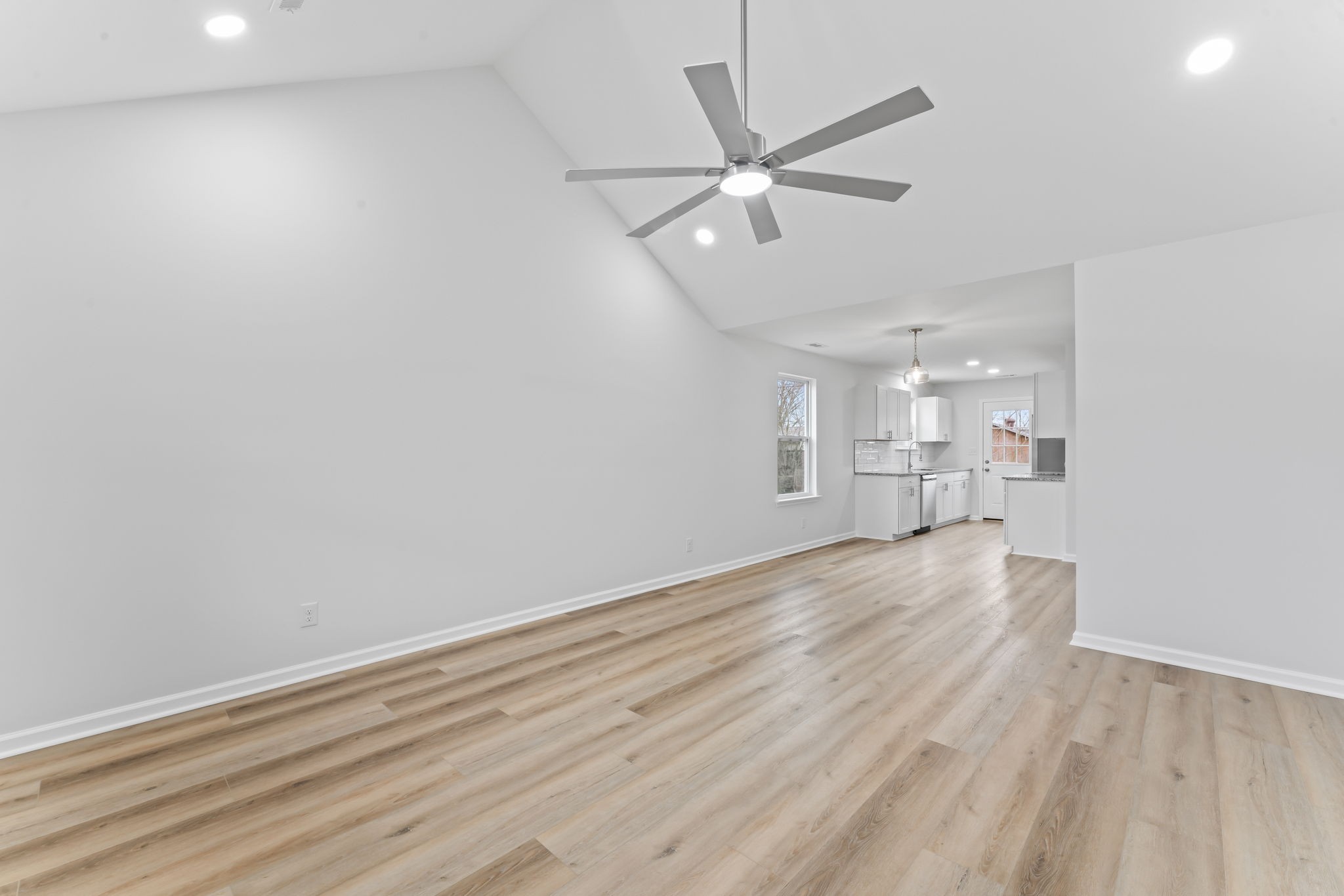 329 Simpson St