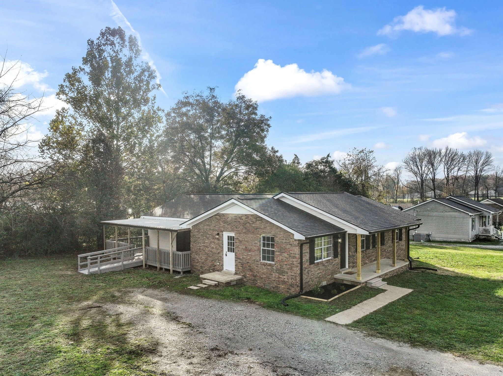 709 Windsor Ave