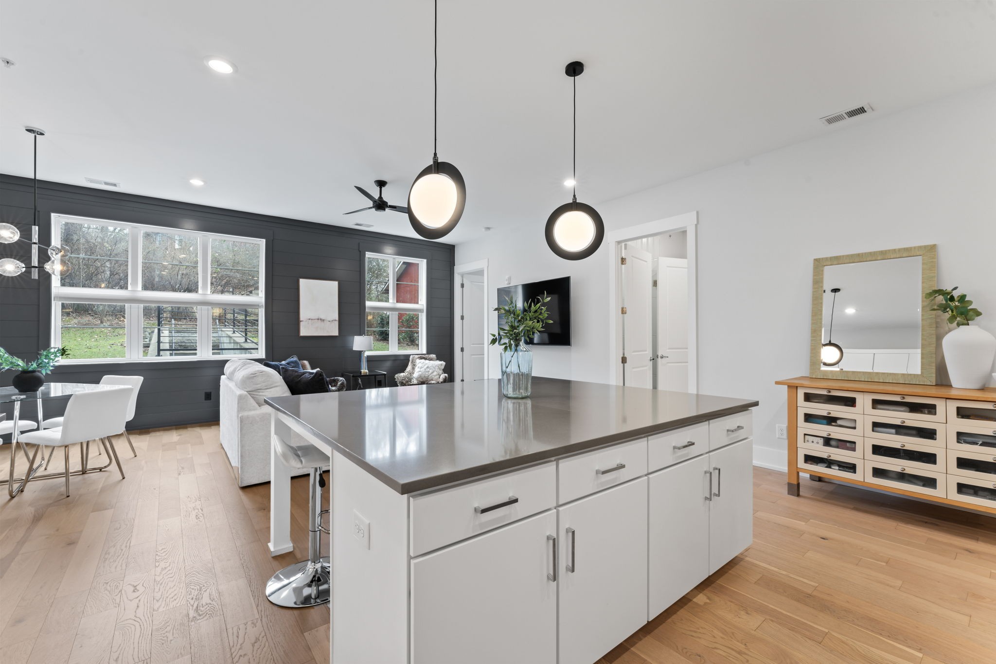 119 Acklen Park Dr Unit: 101