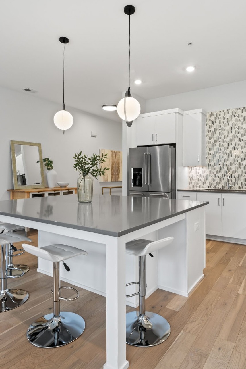 119 Acklen Park Dr Unit: 101