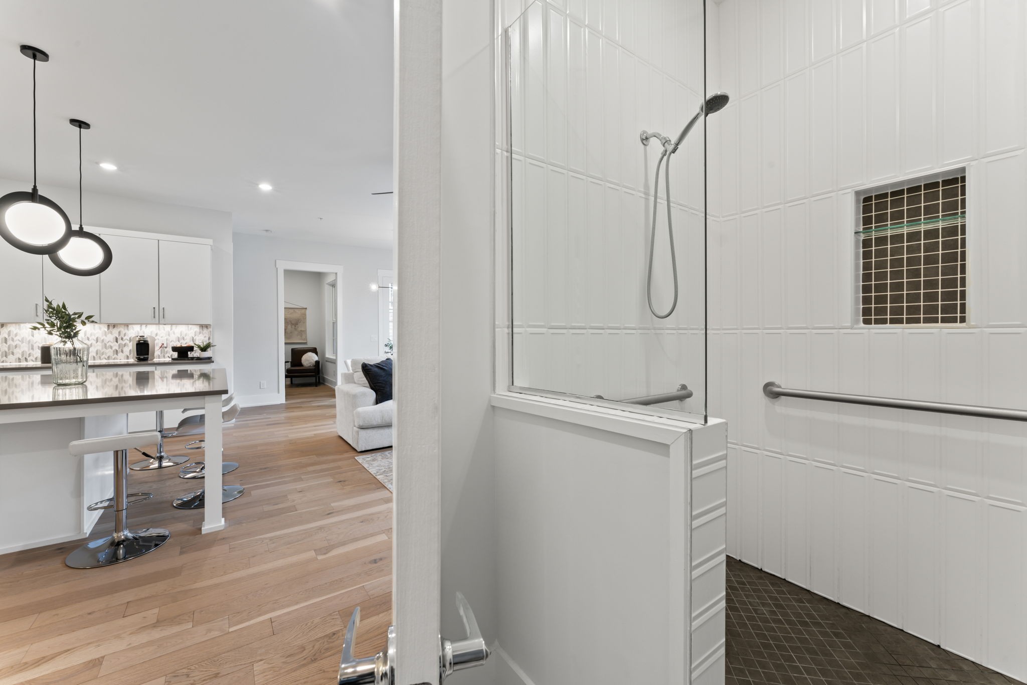 119 Acklen Park Dr Unit: 101