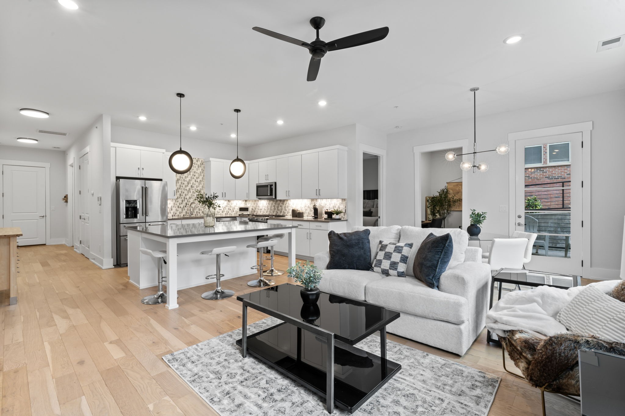 119 Acklen Park Dr Unit: 101