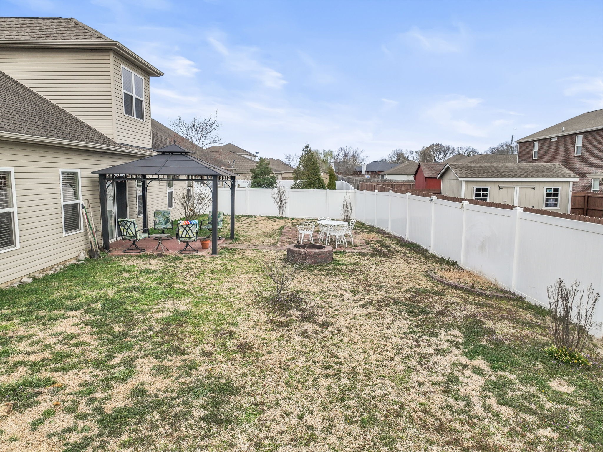 1060 Campbell Ave
