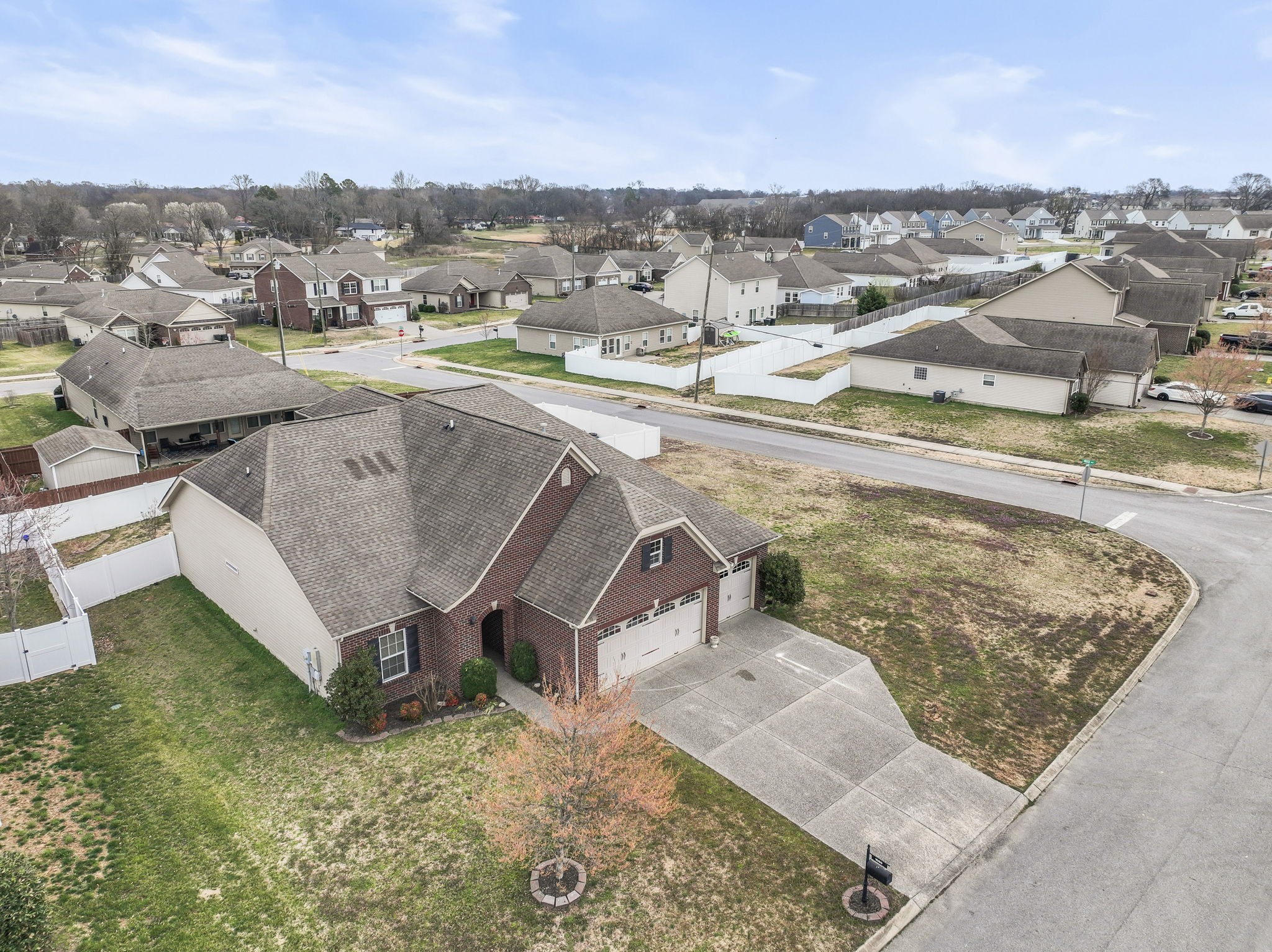 1060 Campbell Ave