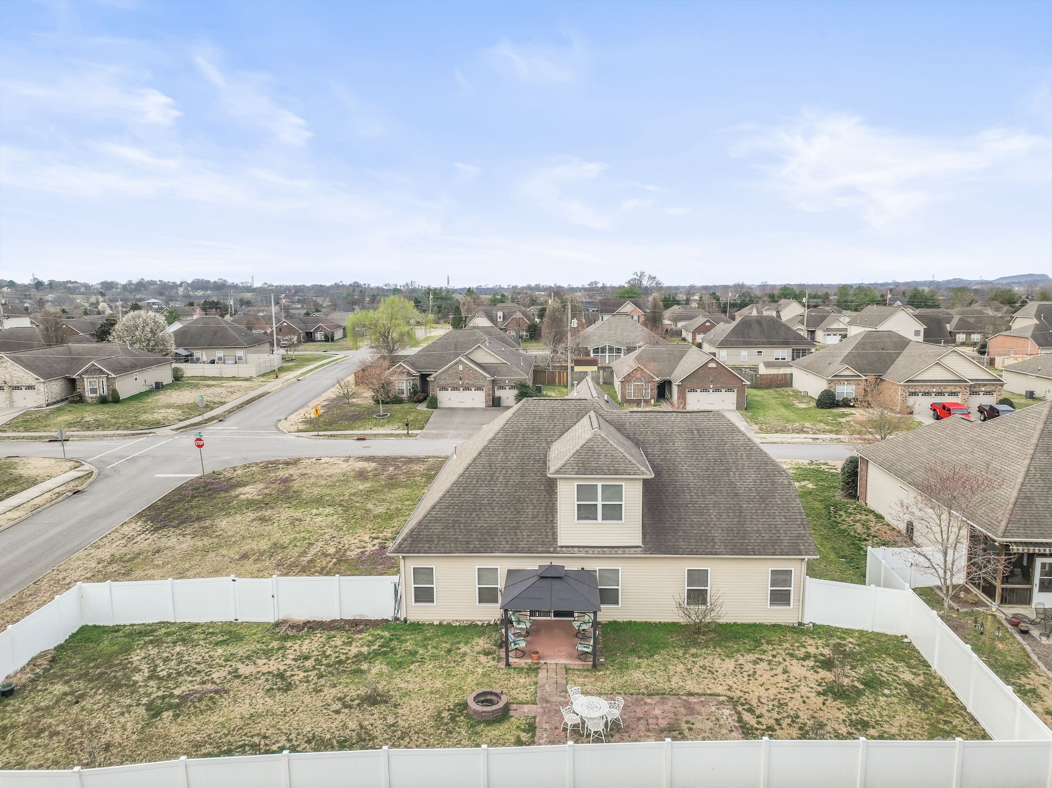 1060 Campbell Ave