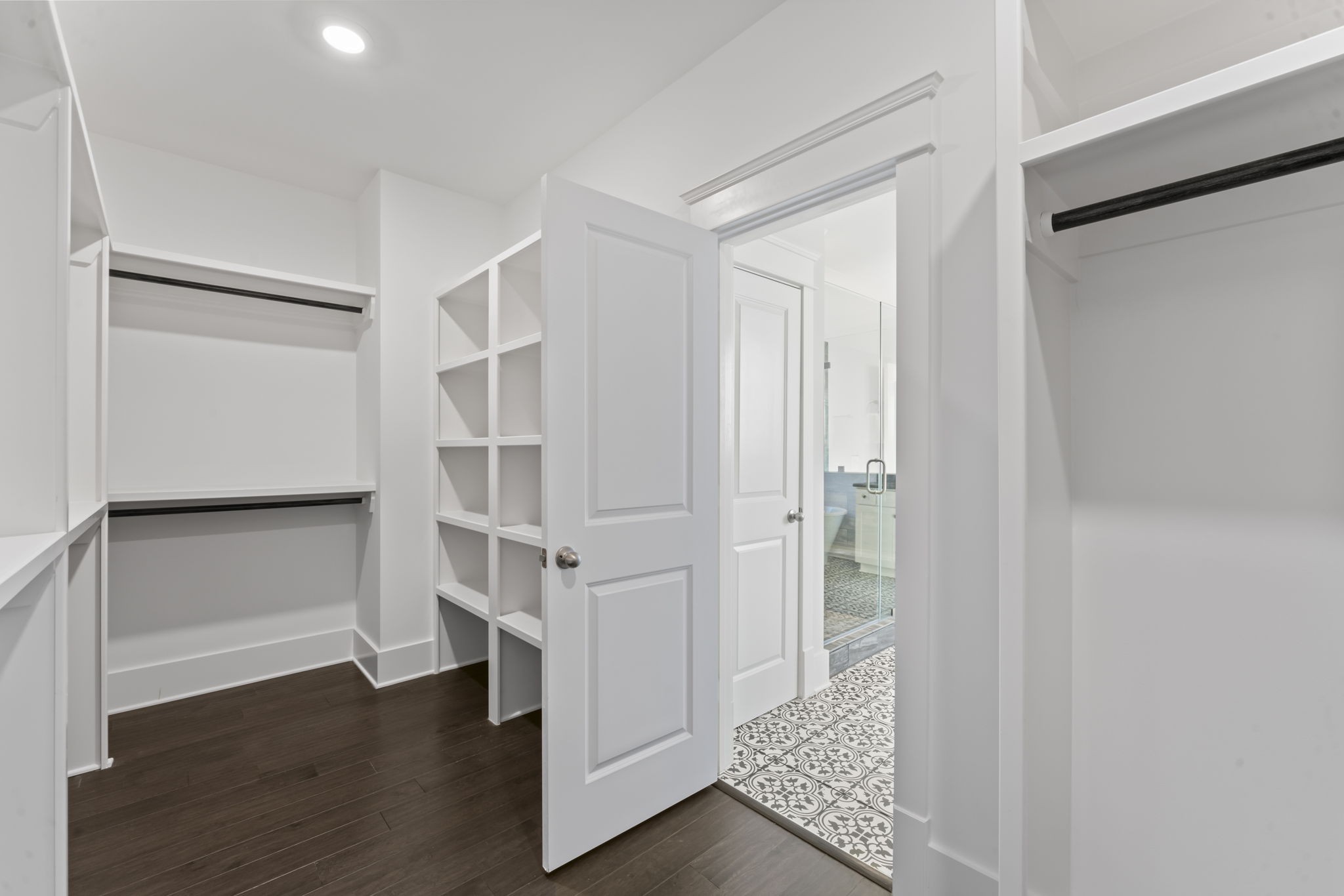 130 Brooksbank Dr