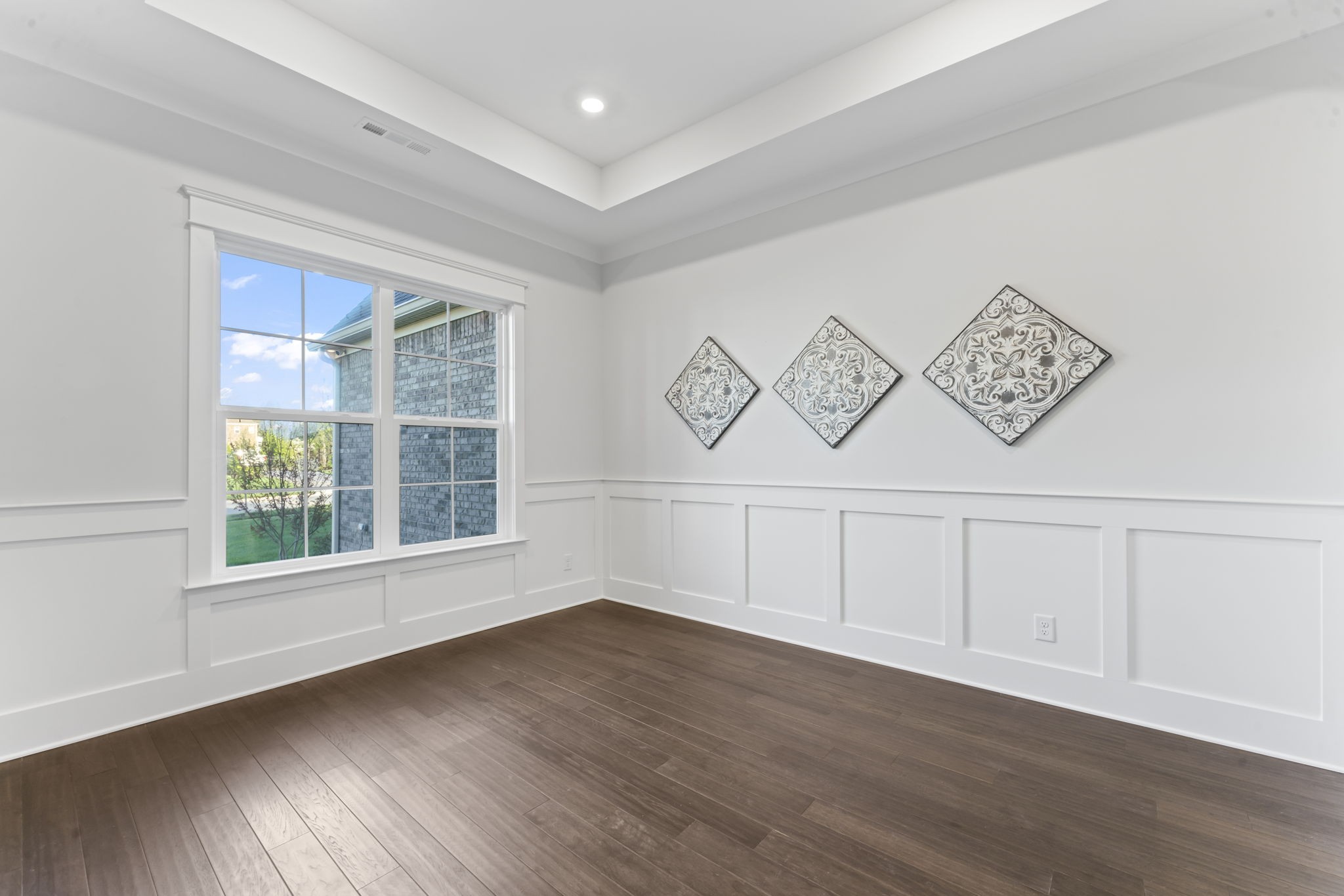 130 Brooksbank Dr