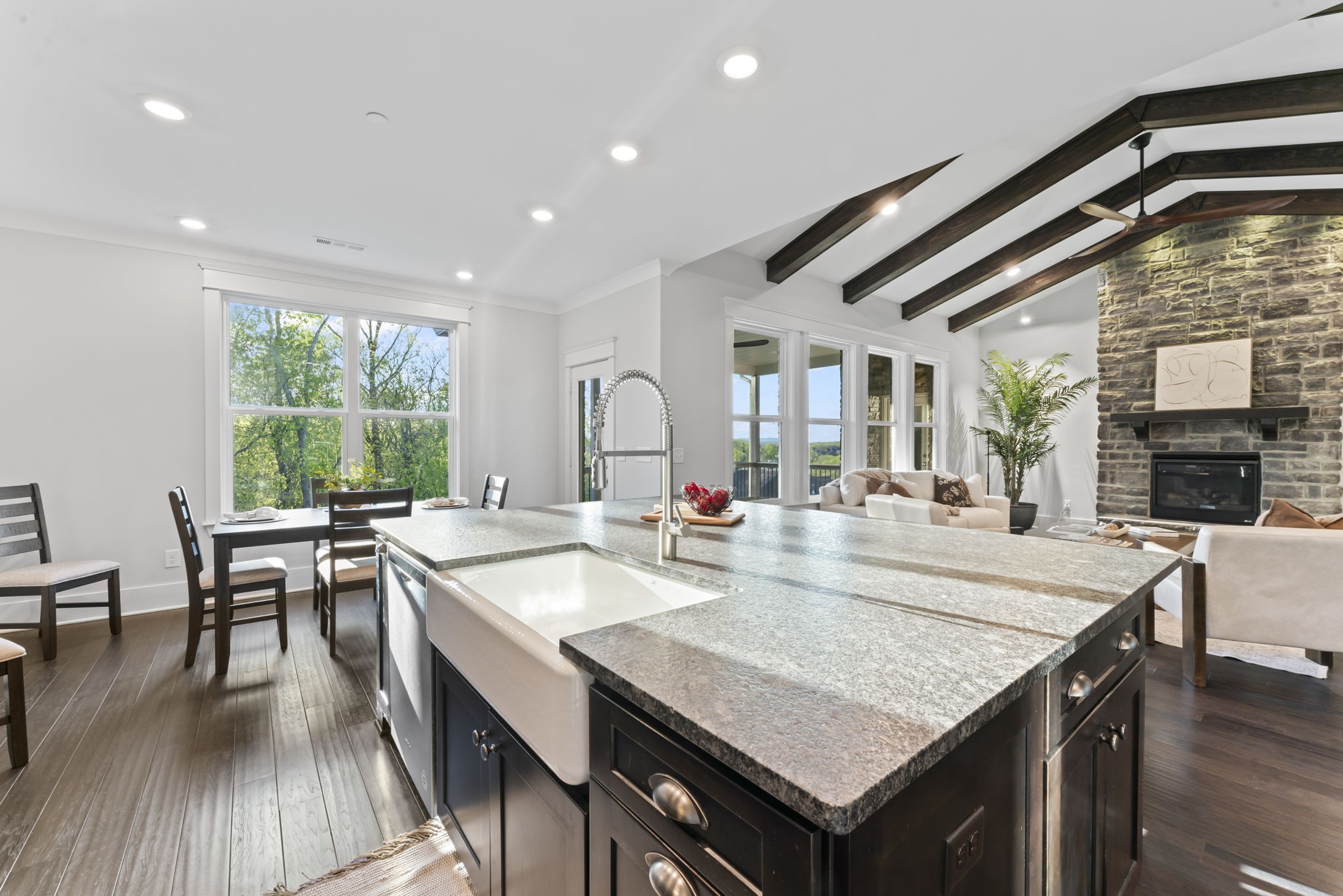 130 Brooksbank Dr