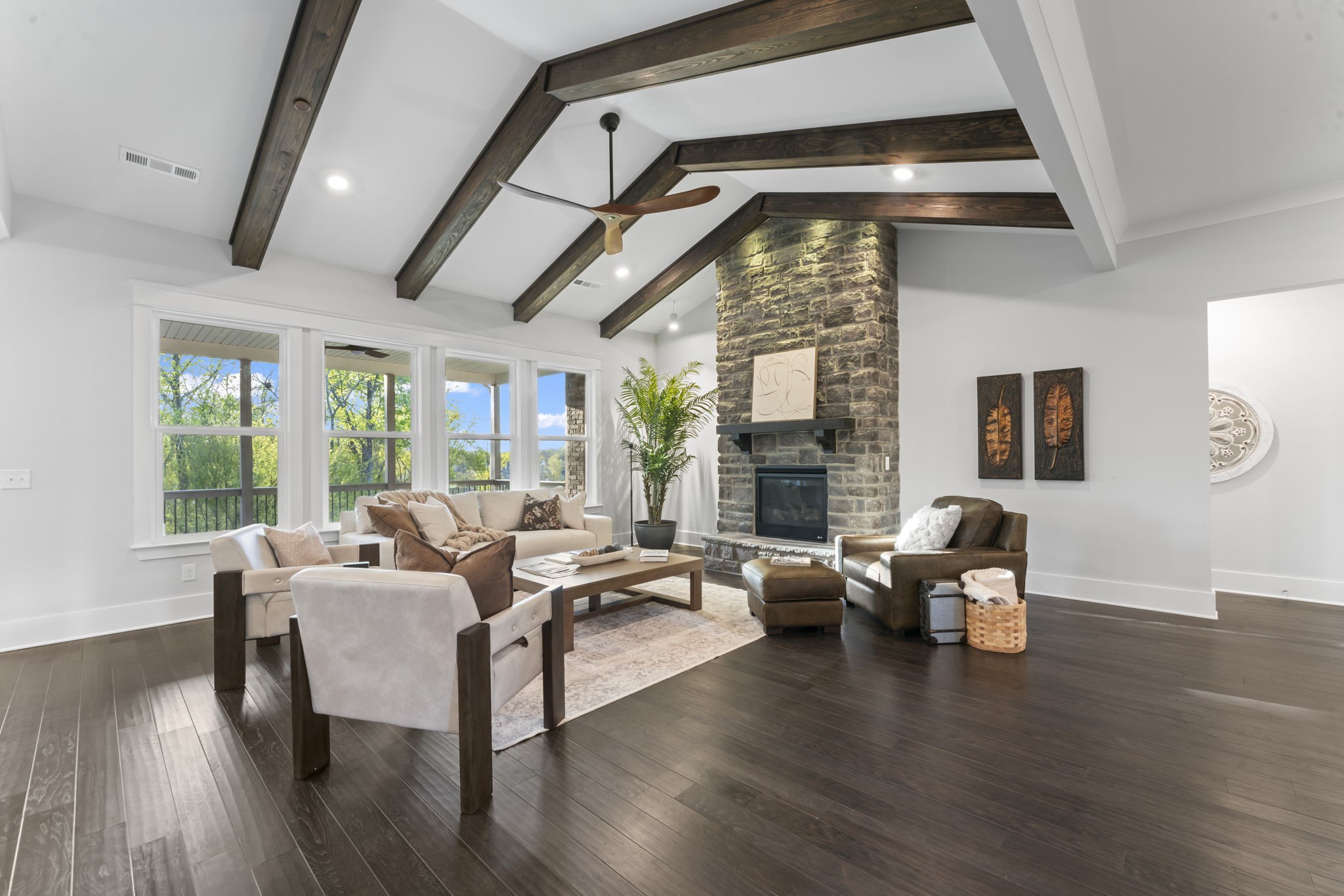 130 Brooksbank Dr