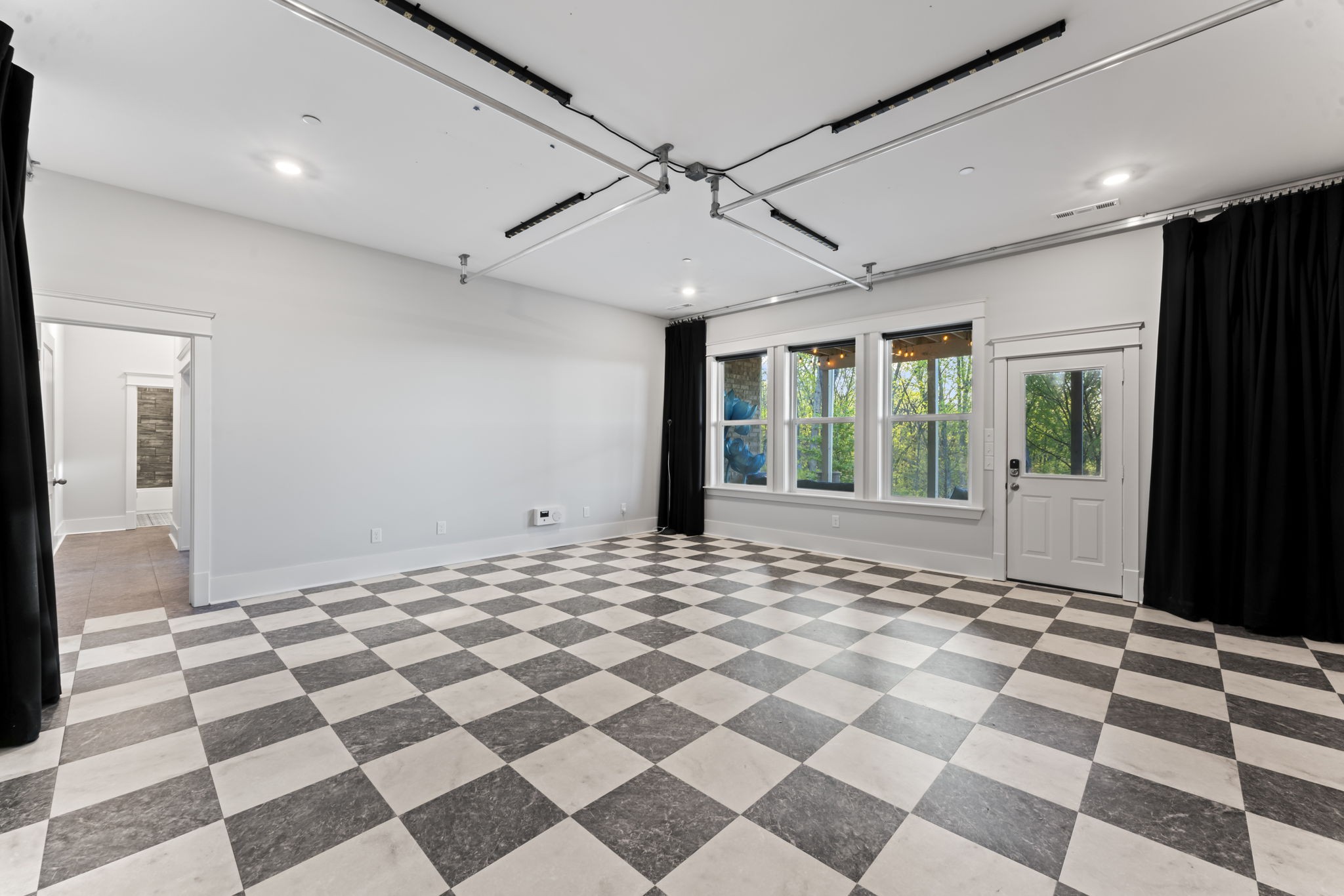 130 Brooksbank Dr