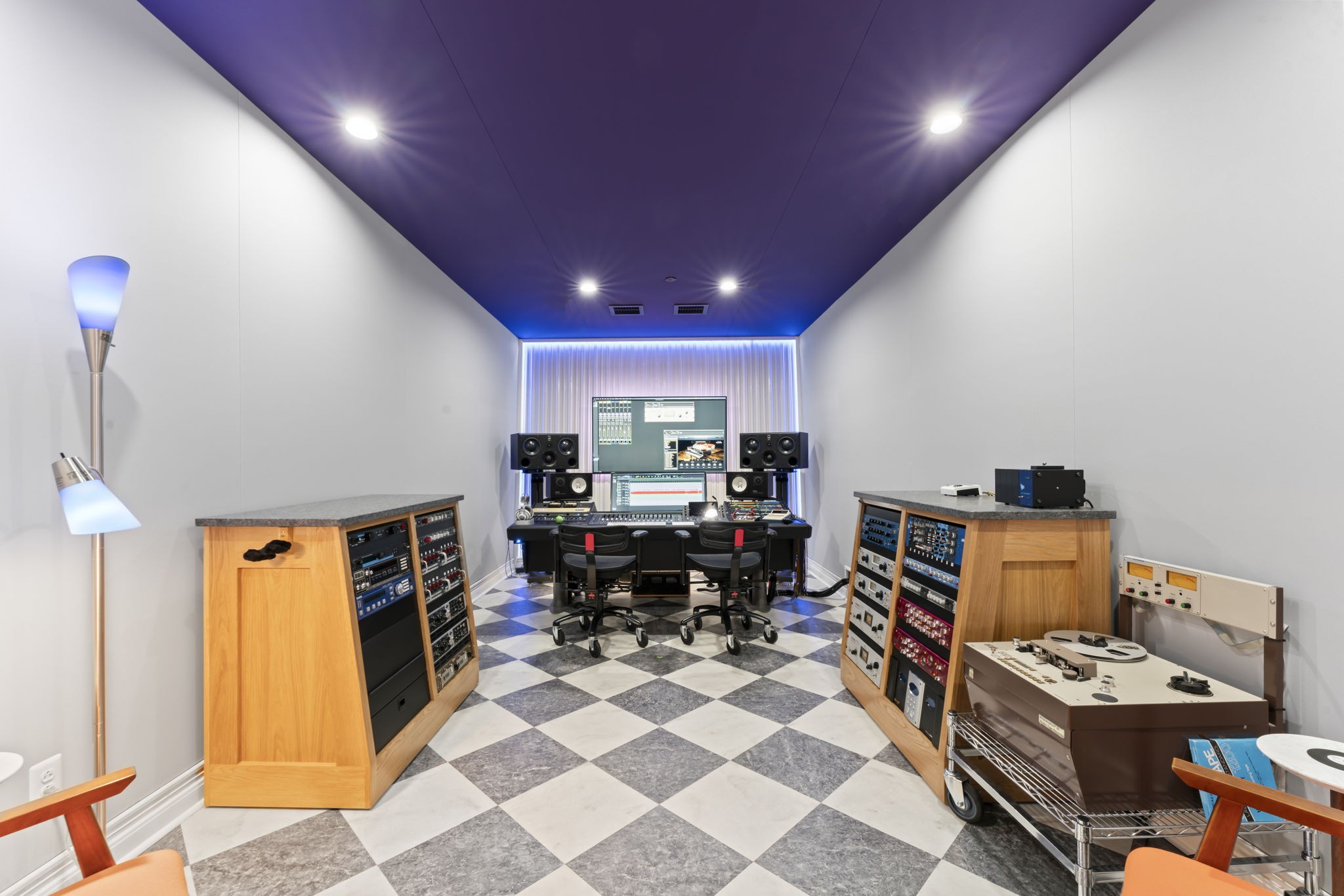 130 Brooksbank Dr