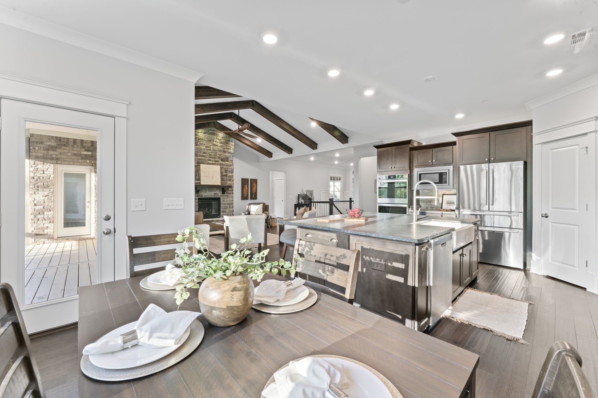 130 Brooksbank Dr