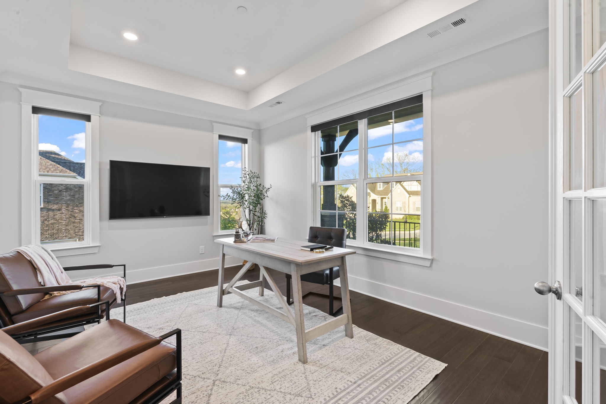 130 Brooksbank Dr